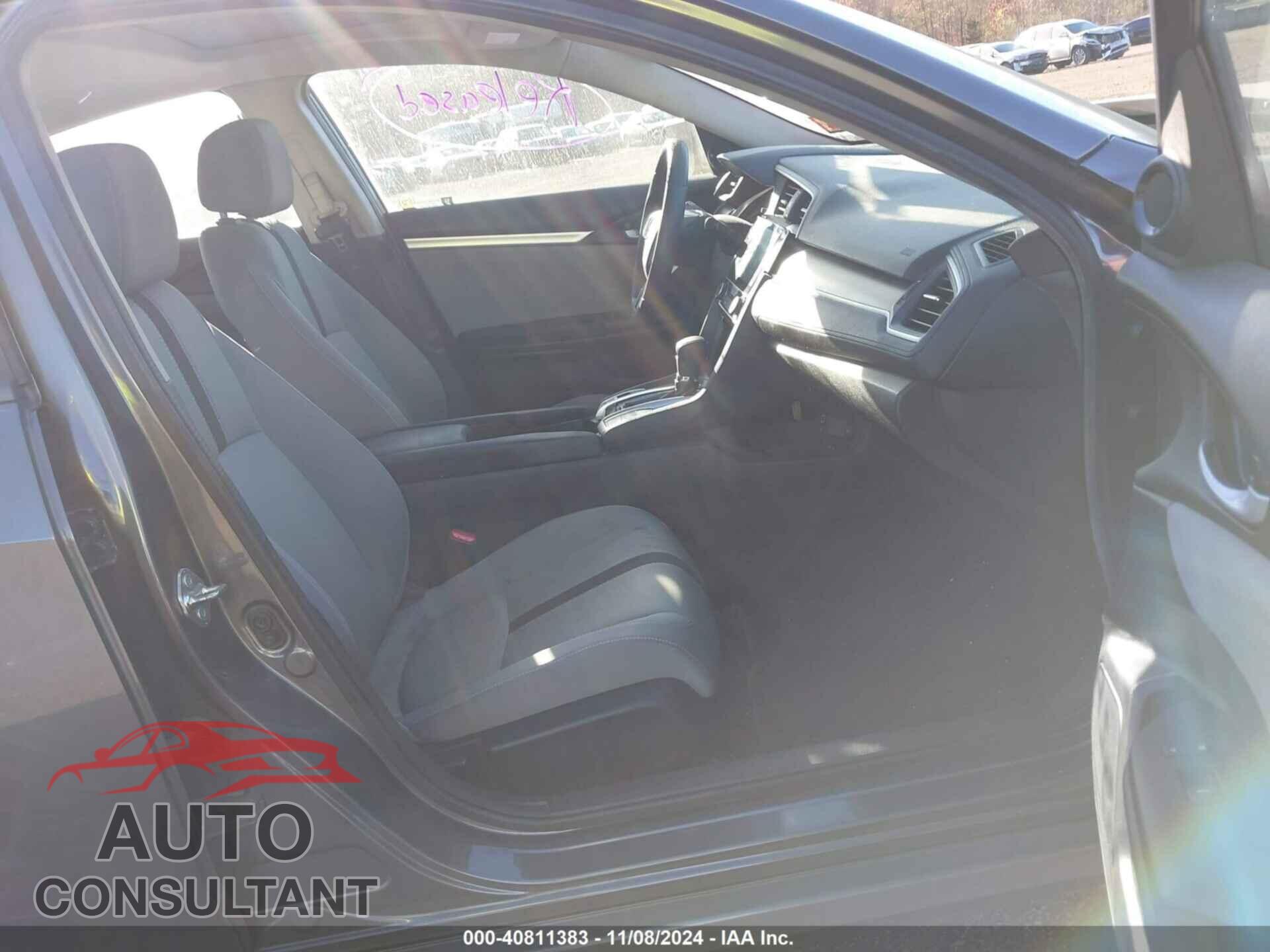 HONDA CIVIC 2017 - 2HGFC2F77HH555845