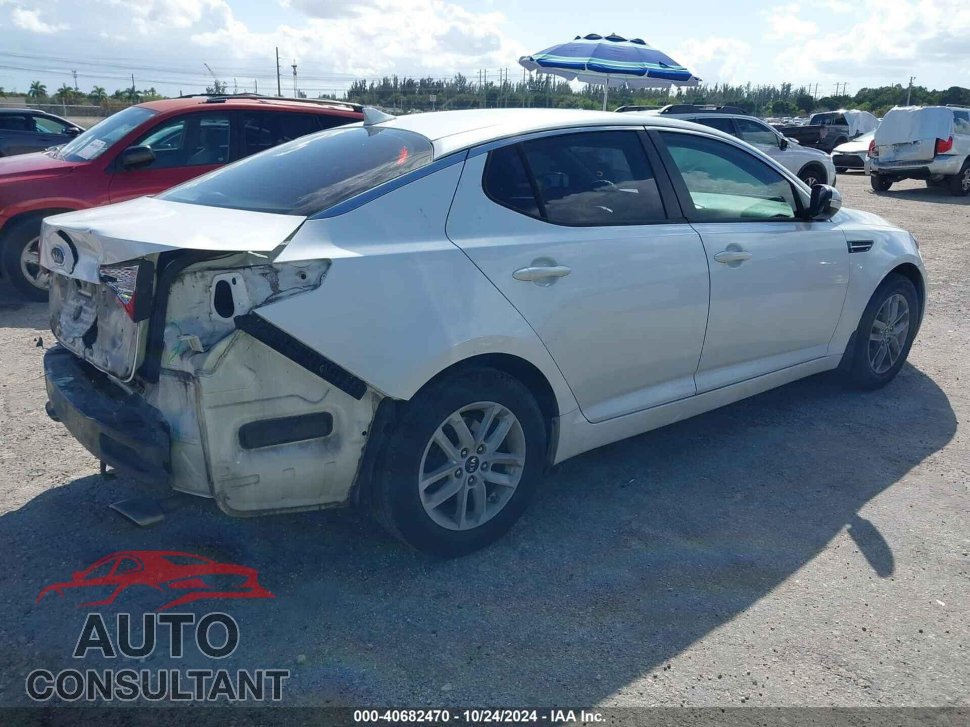 KIA OPTIMA 2011 - KNAGM4A75B5157595