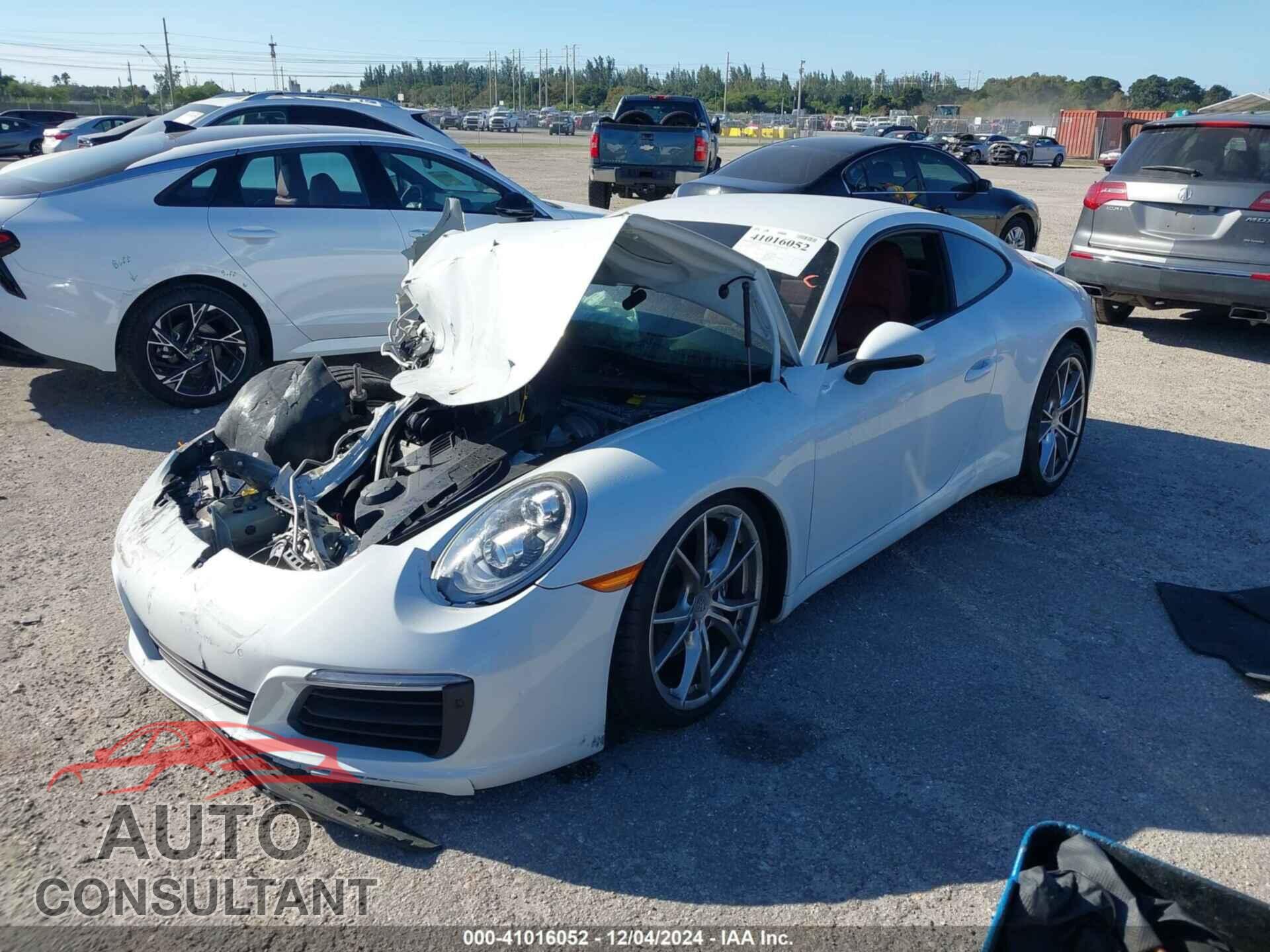 PORSCHE 911 2018 - WP0AA2A9XJS106391