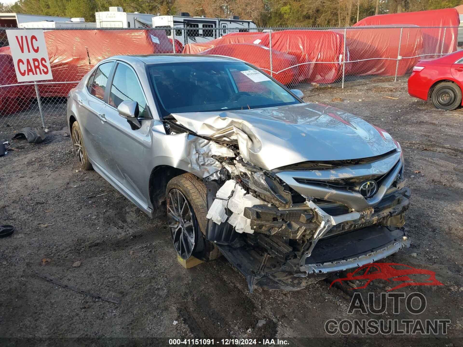 TOYOTA CAMRY 2022 - 4T1T11AK1NU643629