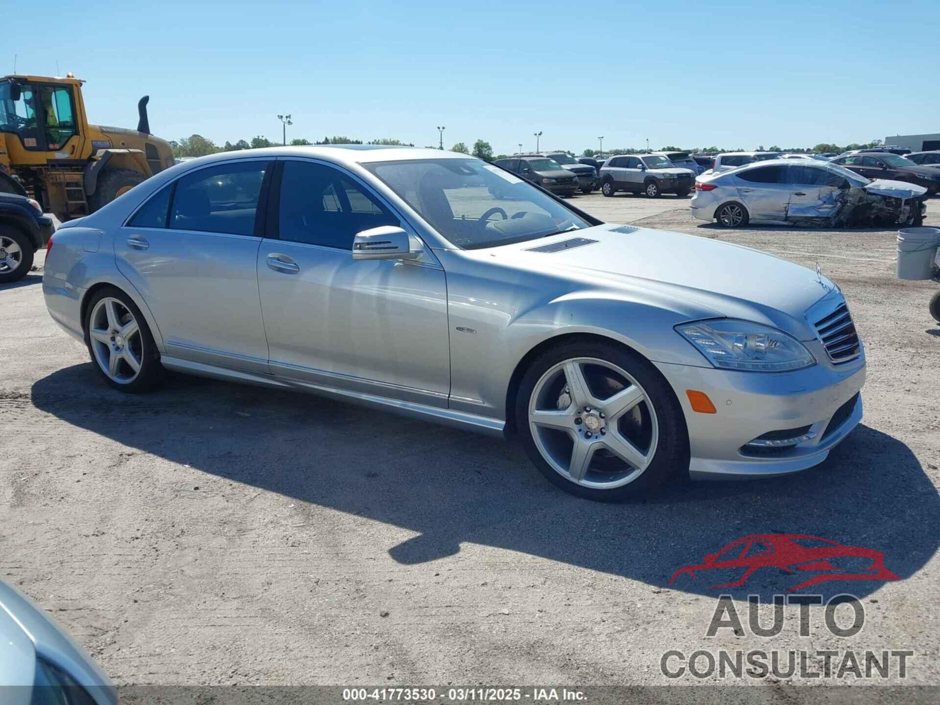 MERCEDES-BENZ S 550 2012 - WDDNG7DB0CA426586