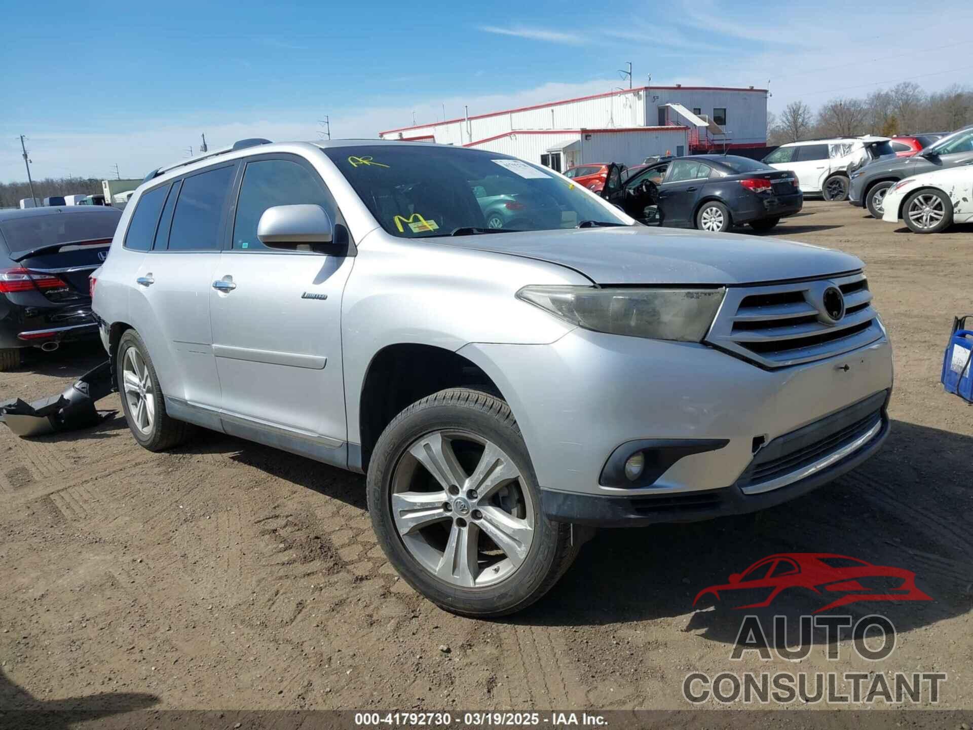TOYOTA HIGHLANDER 2012 - 5TDYK3EH6CS052456
