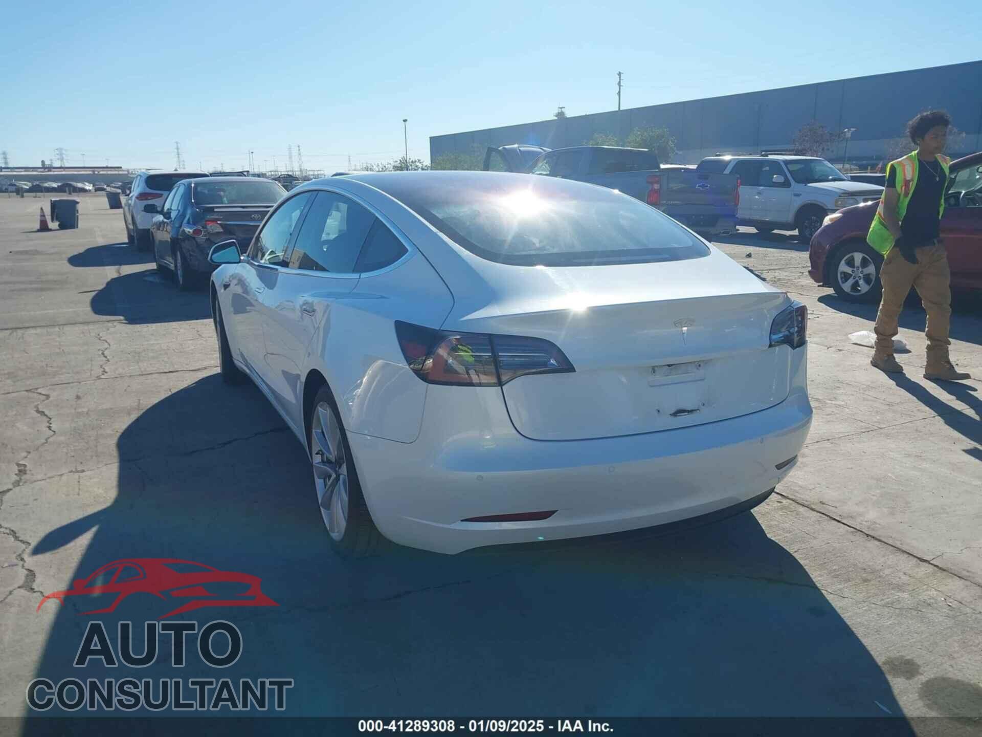TESLA MODEL 3 2018 - 5YJ3E1EA2JF047295