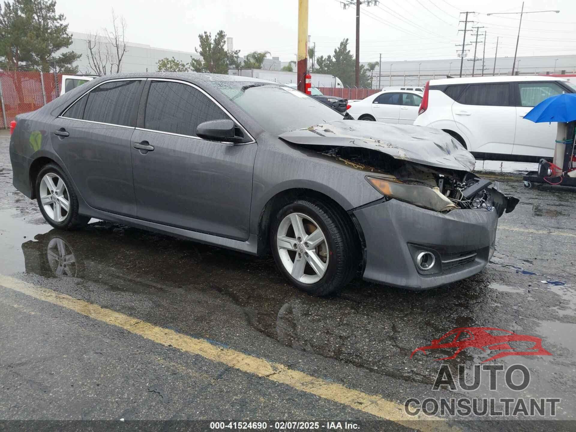 TOYOTA CAMRY 2014 - 4T1BF1FK6EU367373