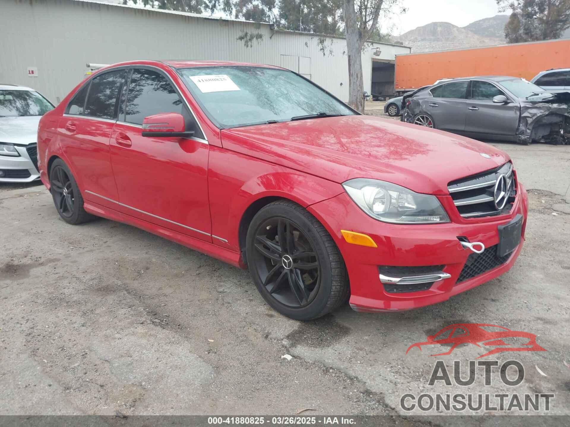 MERCEDES-BENZ C 250 2014 - WDDGF4HB5EA940232