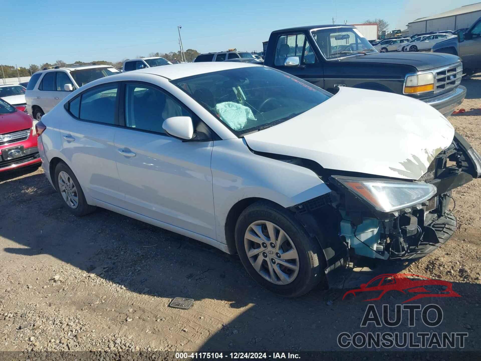 HYUNDAI ELANTRA 2020 - 5NPD74LF7LH499049