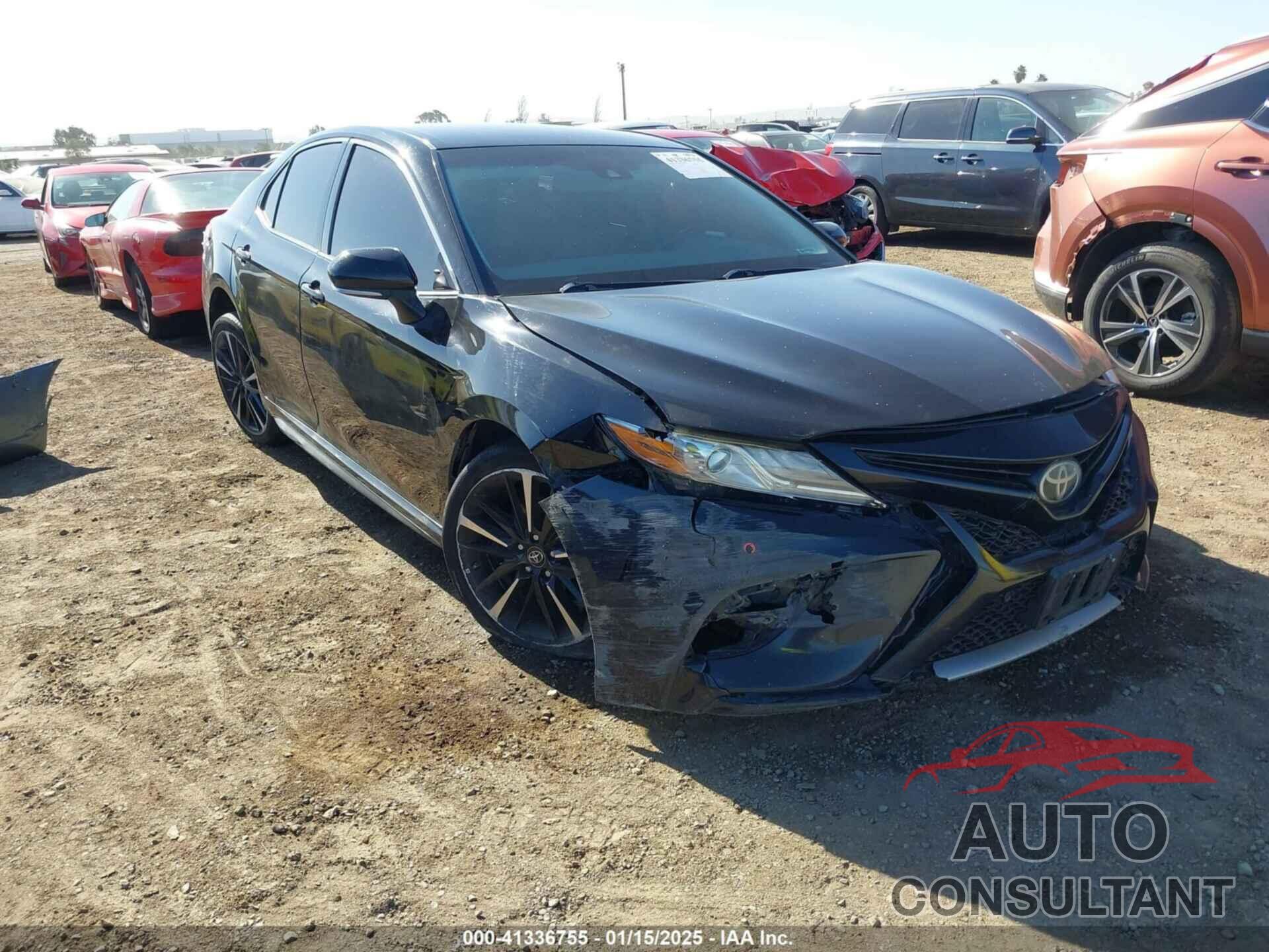 TOYOTA CAMRY 2018 - 4T1B61HK0JU131227
