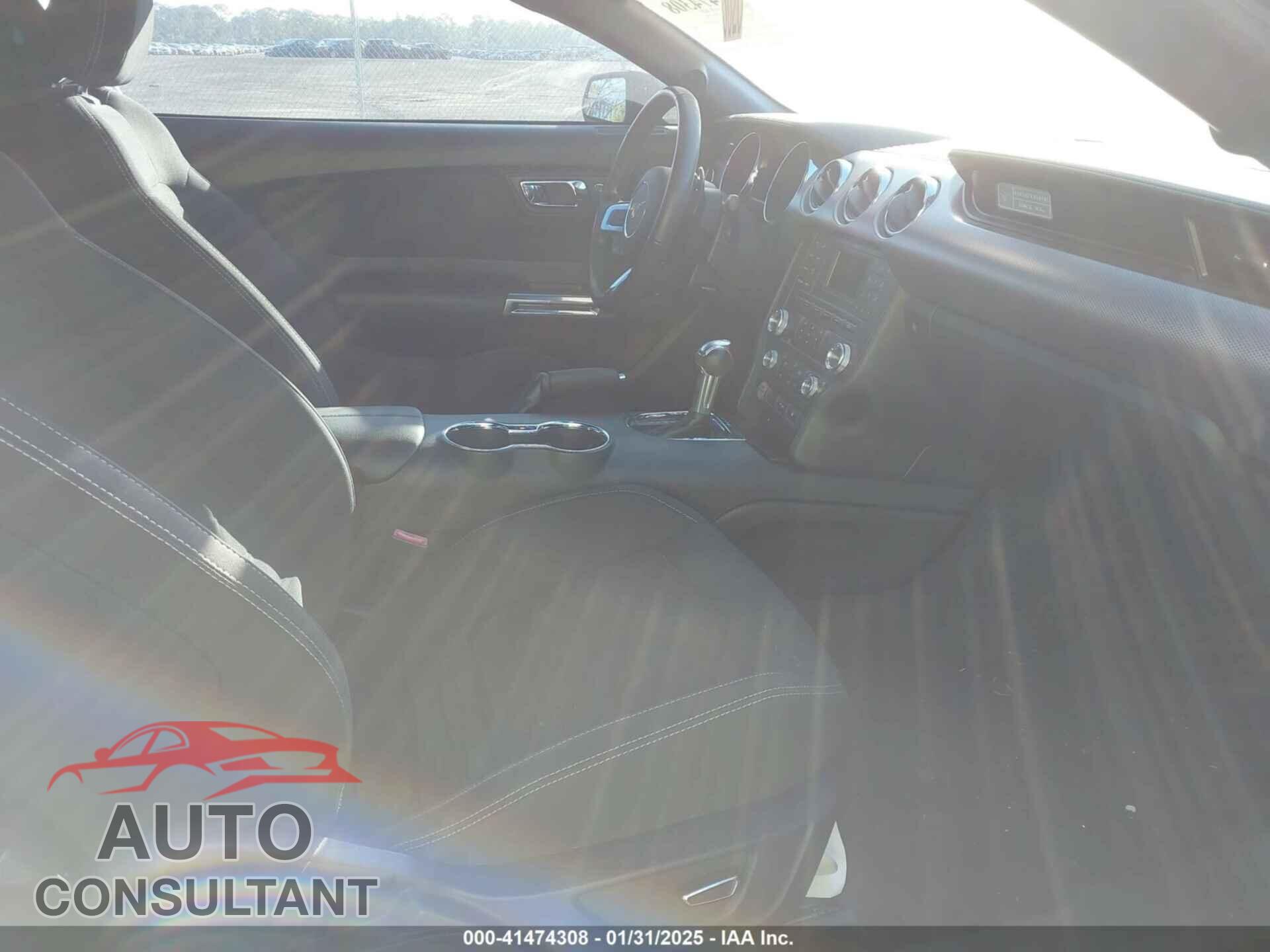 FORD MUSTANG 2017 - 1FA6P8TH2H5276111