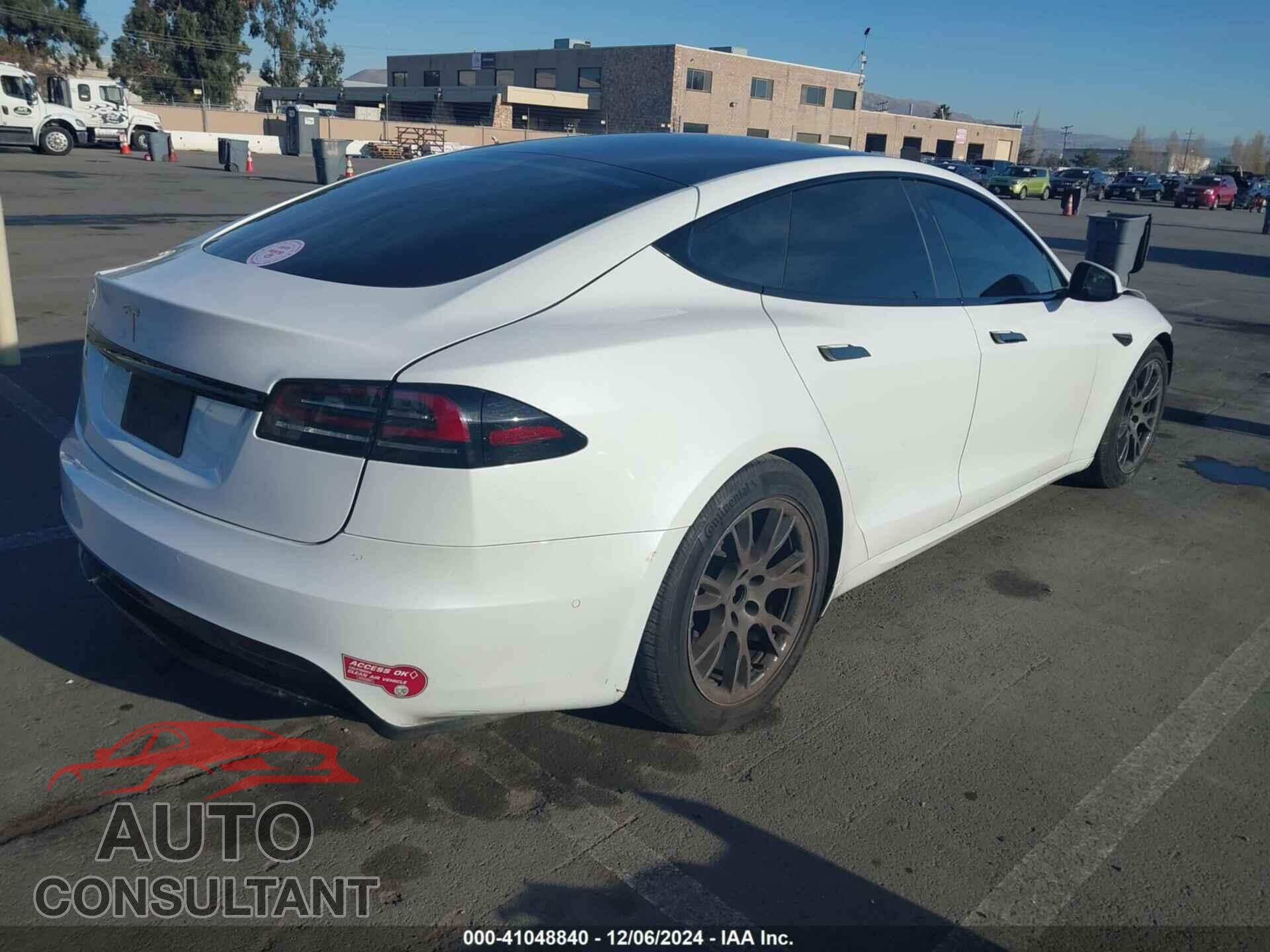 TESLA MODEL S 2023 - 5YJSA1E50PF500073