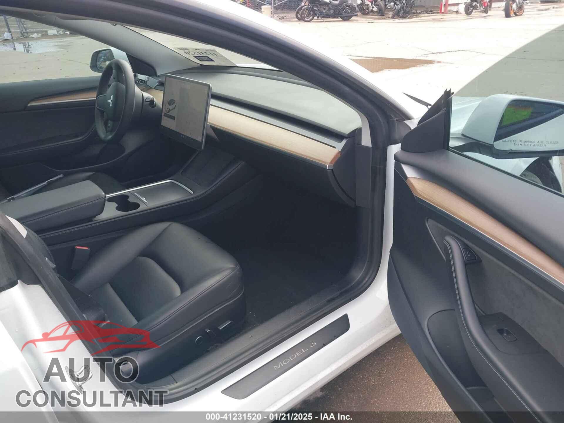 TESLA MODEL 3 2021 - 5YJ3E1EB9MF059554