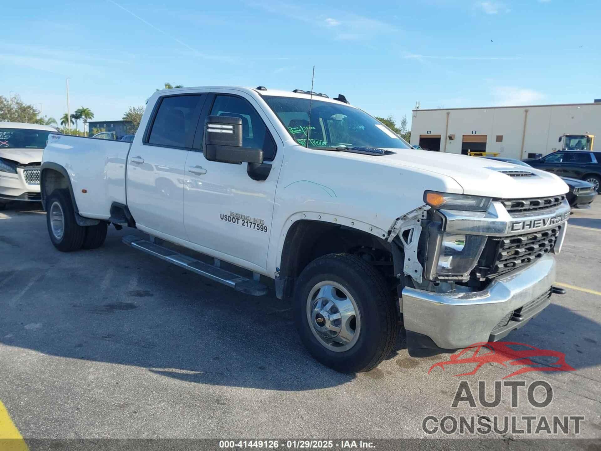 CHEVROLET SILVERADO 3500HD 2023 - 1GC4YTEY8PF182404