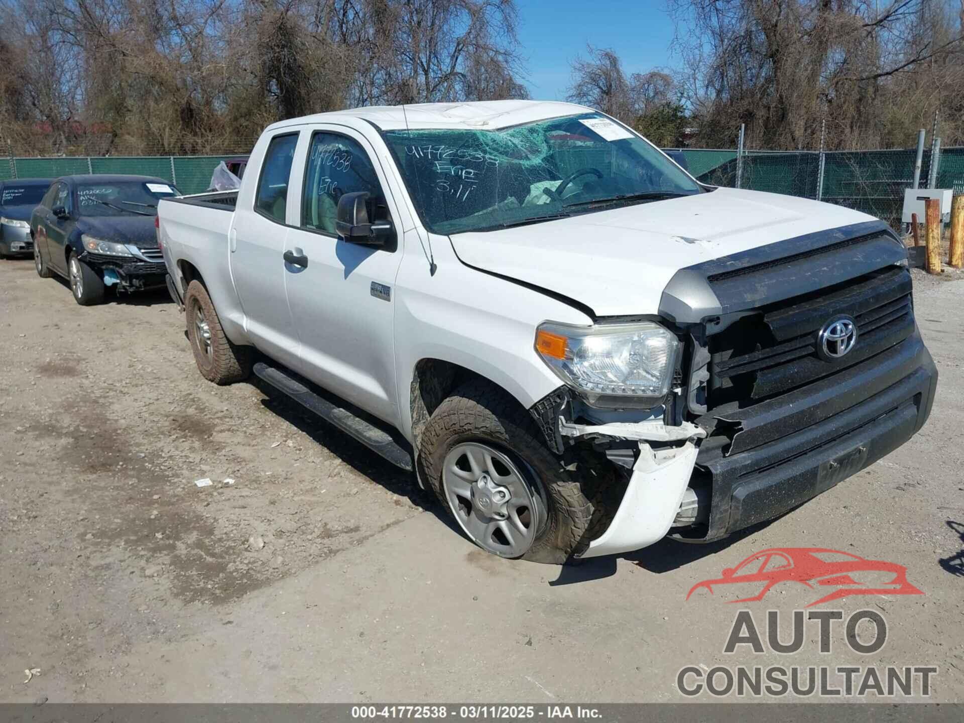 TOYOTA TUNDRA 2017 - 5TFUM5F19HX072045