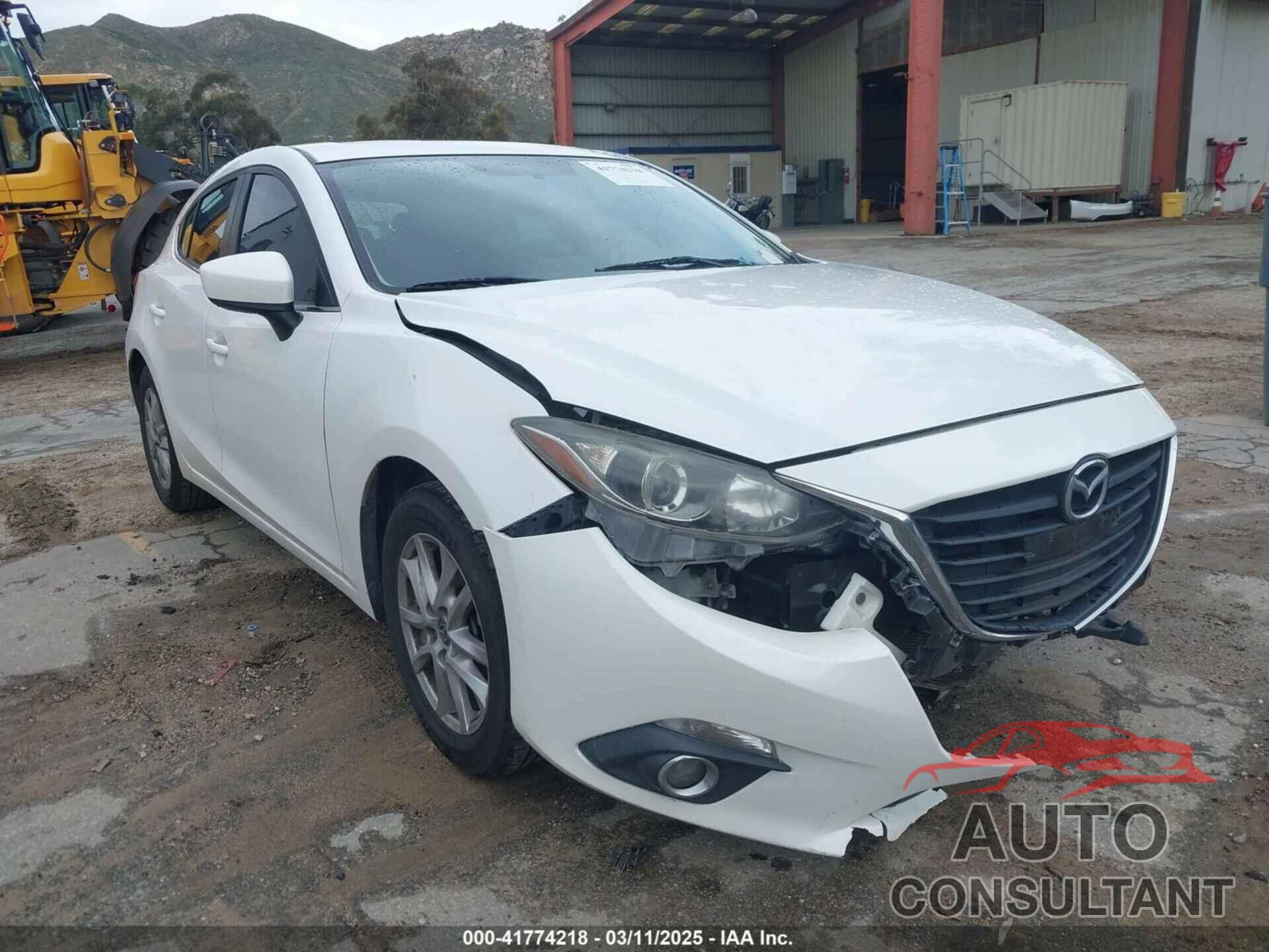 MAZDA MAZDA3 2014 - JM1BM1M78E1208462