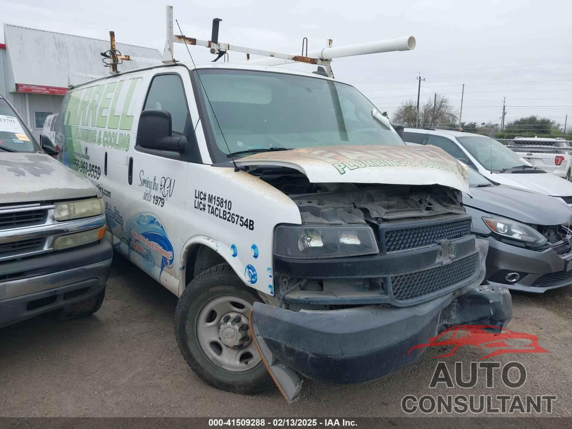 CHEVROLET EXPRESS 2500 2019 - 1GCWGBFPXK1142407