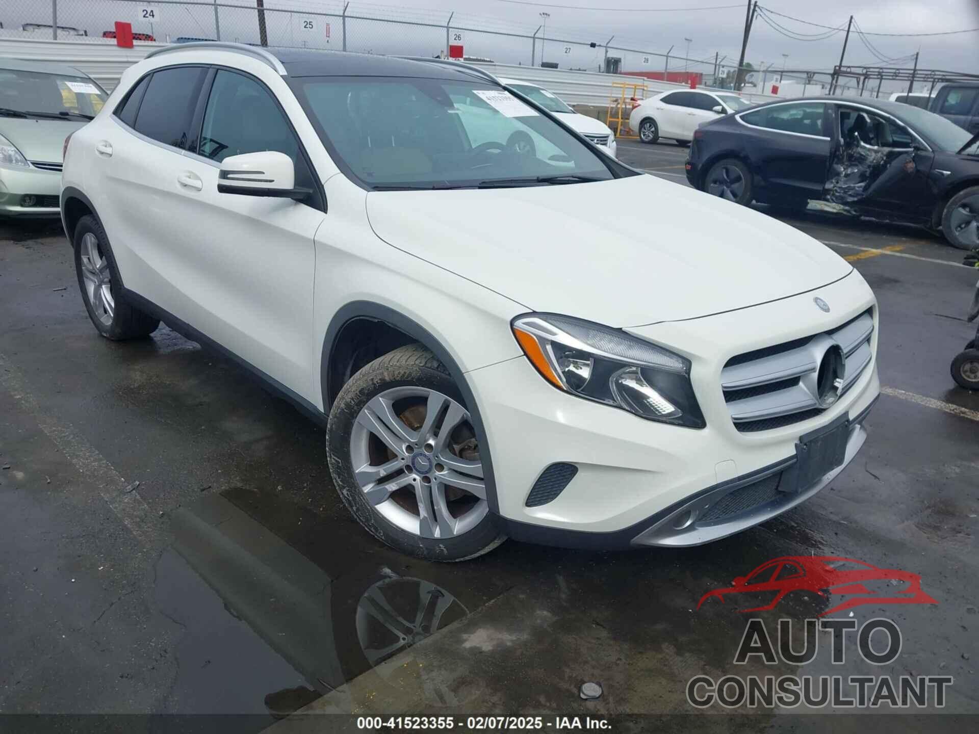 MERCEDES-BENZ GLA 250 2017 - WDCTG4EB3HJ321458