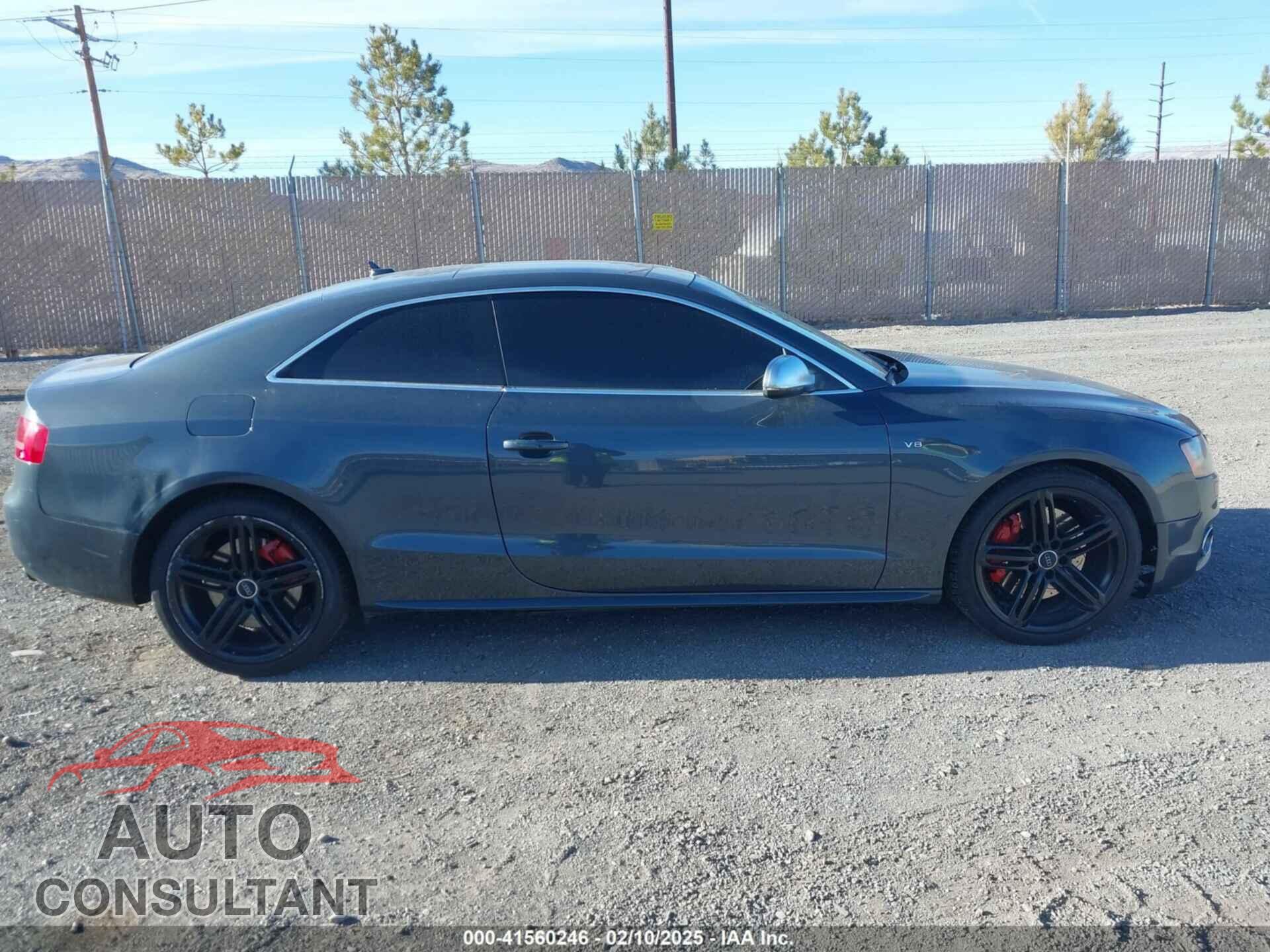 AUDI S5 2010 - WAUCVAFR7AA054009