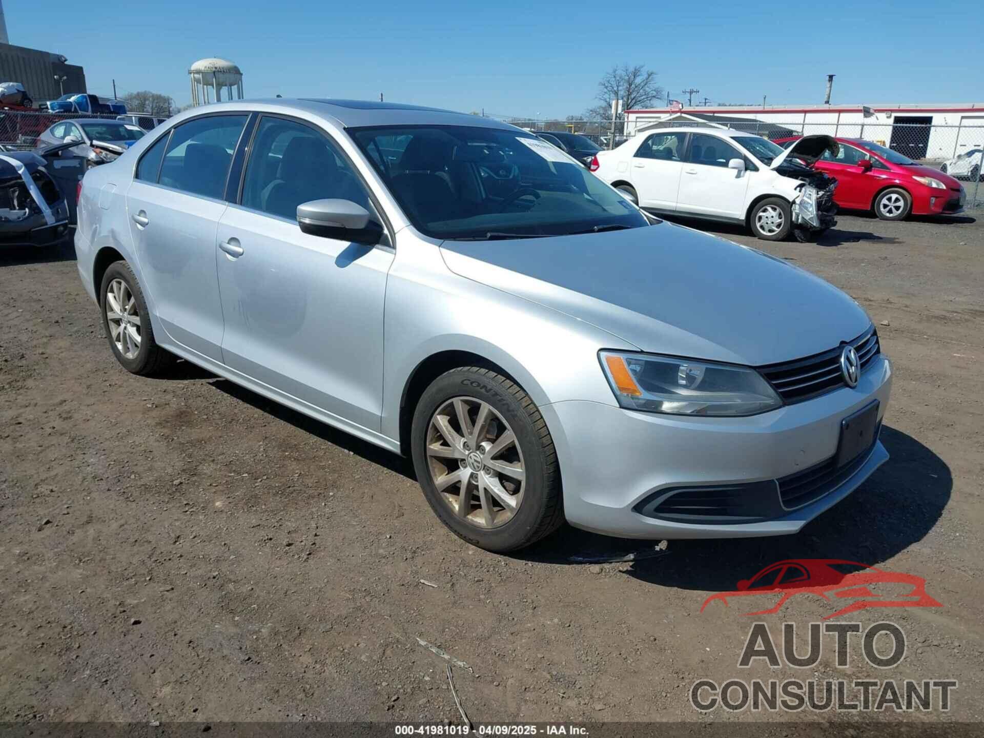 VOLKSWAGEN JETTA 2013 - 3VWDP7AJ9DM296858