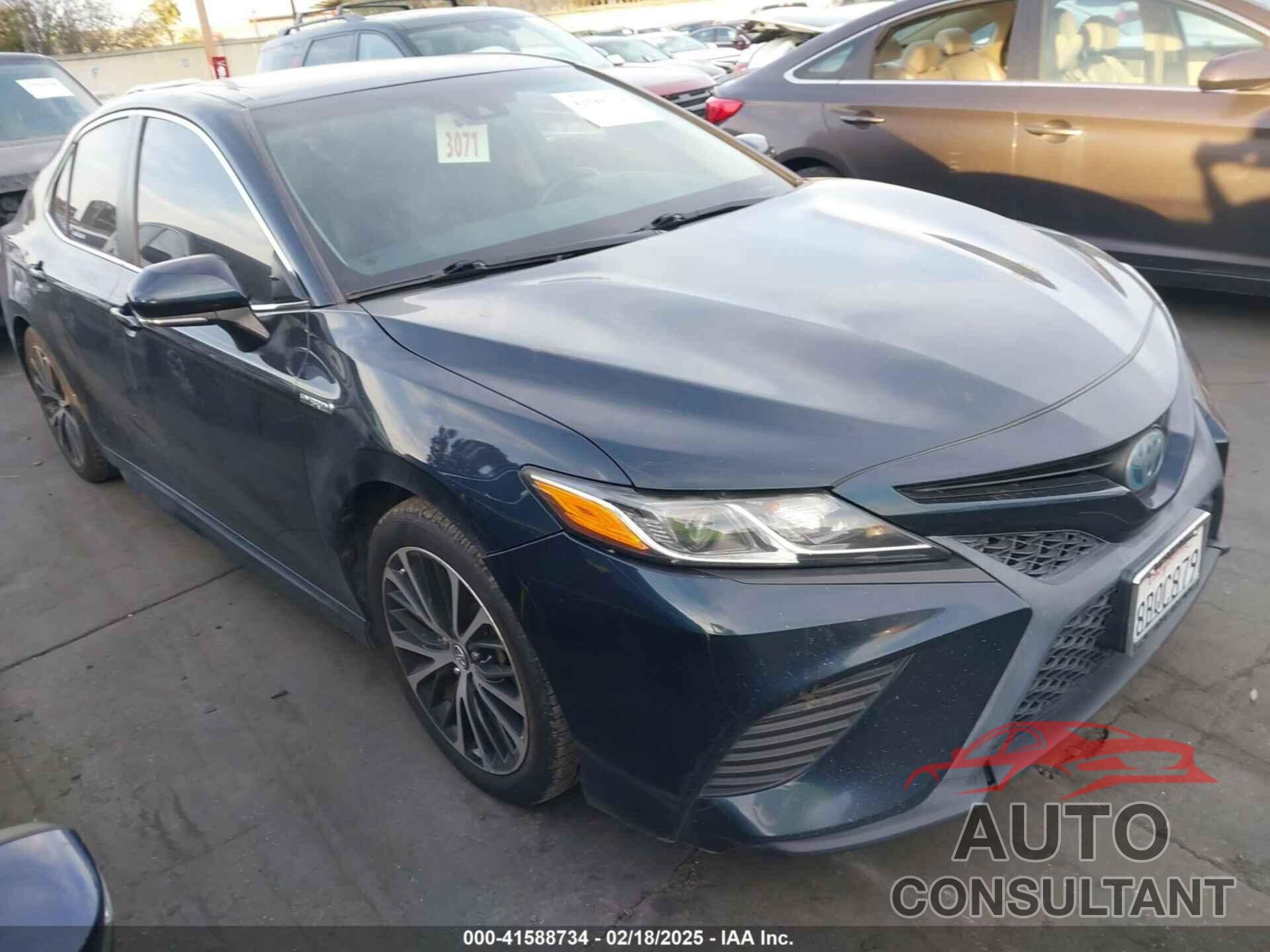 TOYOTA CAMRY HYBRID 2018 - 4T1B21HK6JU502693