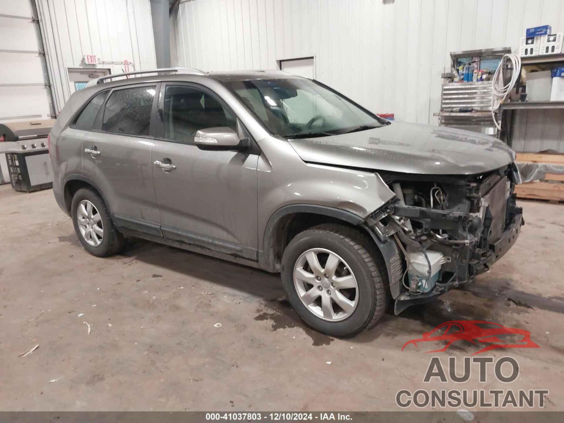 KIA SORENTO 2012 - 5XYKT3A65CG242396