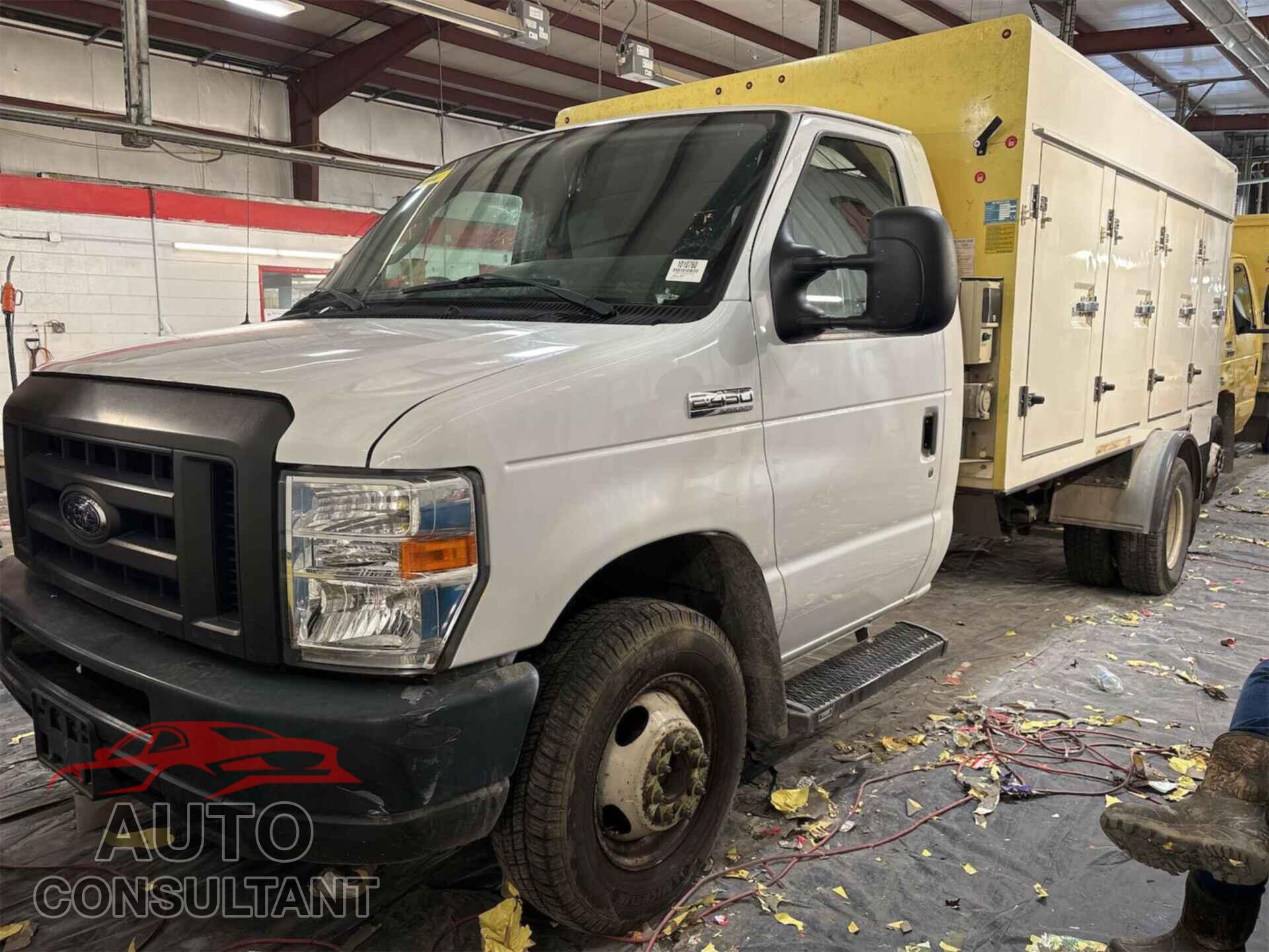FORD E-450 CUTAWAY 2017 - 1FDXE4FS2HDC72193