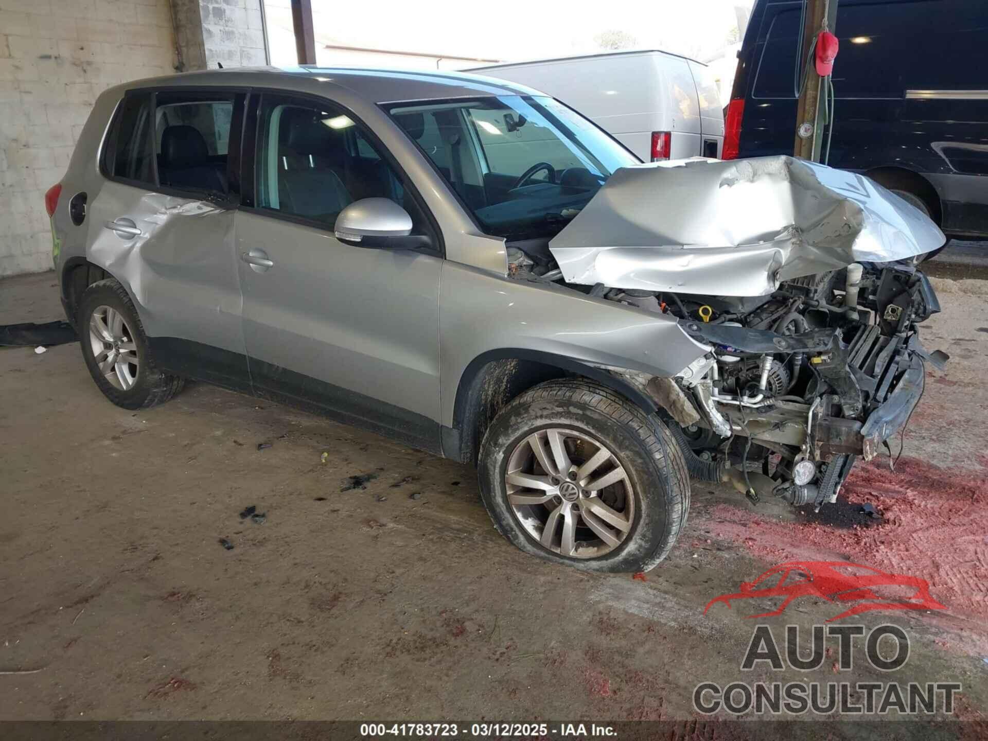 VOLKSWAGEN TIGUAN 2014 - WVGBV3AX4EW509354