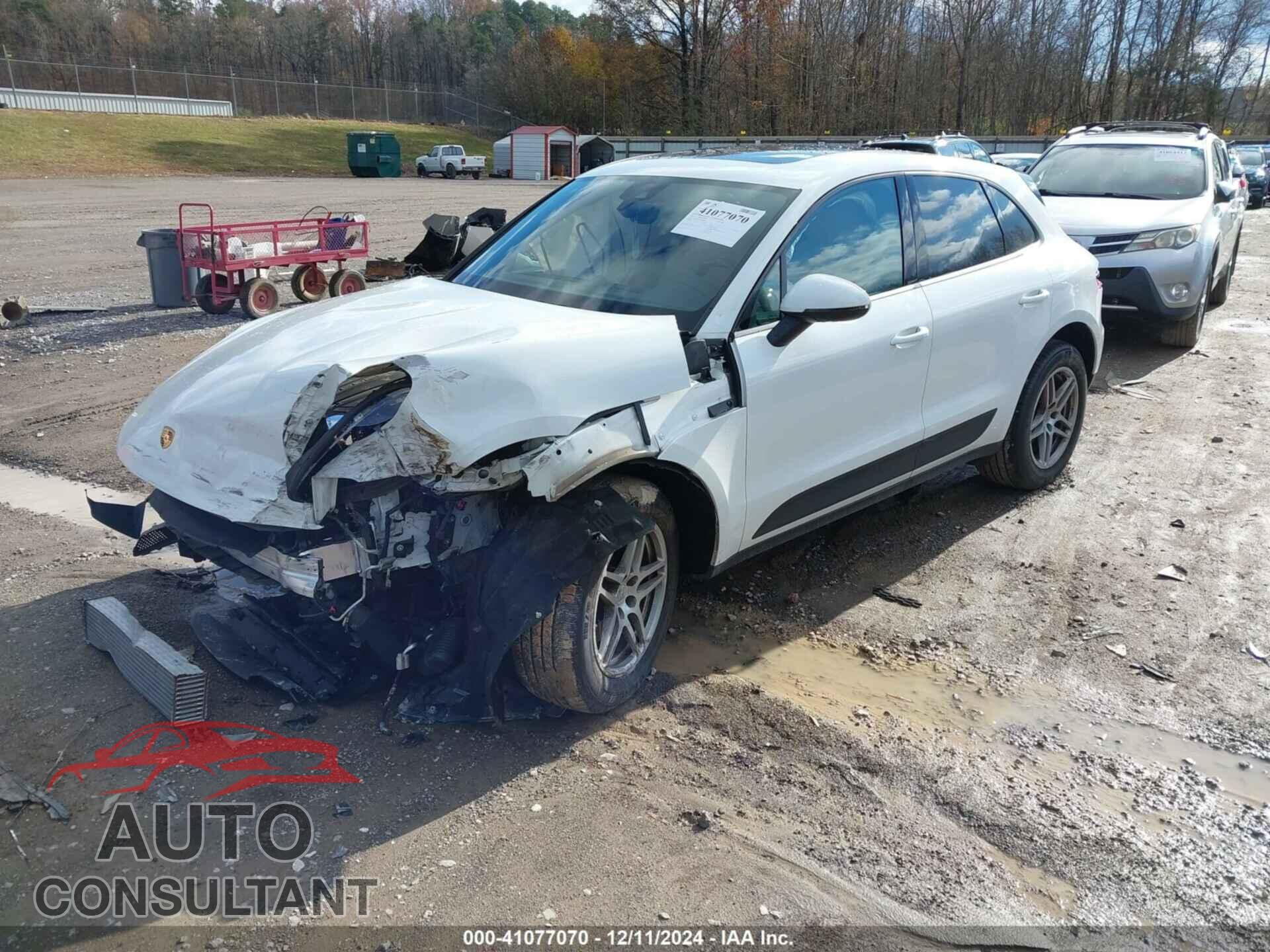 PORSCHE MACAN 2017 - WP1AA2A52HLB06191