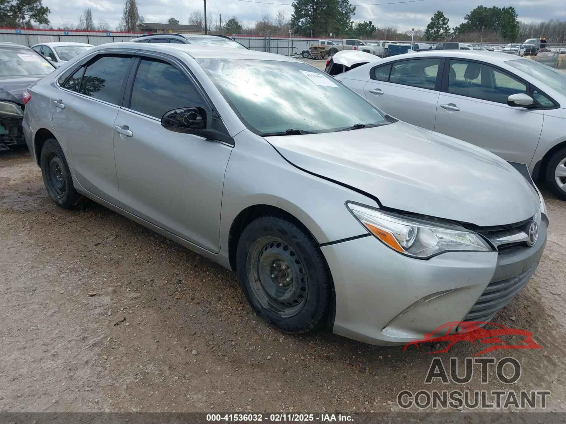 TOYOTA CAMRY 2016 - 4T4BF1FK2GR530819