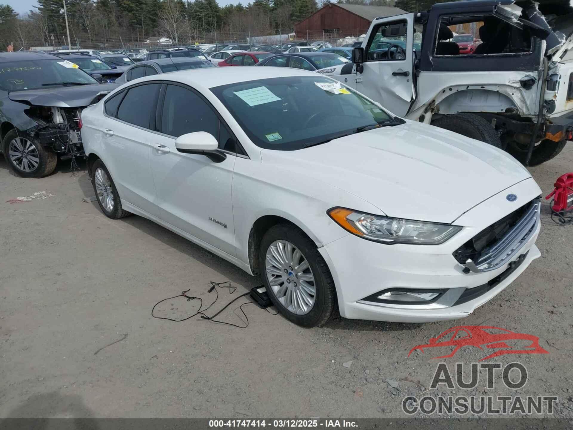 FORD FUSION HYBRID 2018 - 3FA6P0LU2JR131569