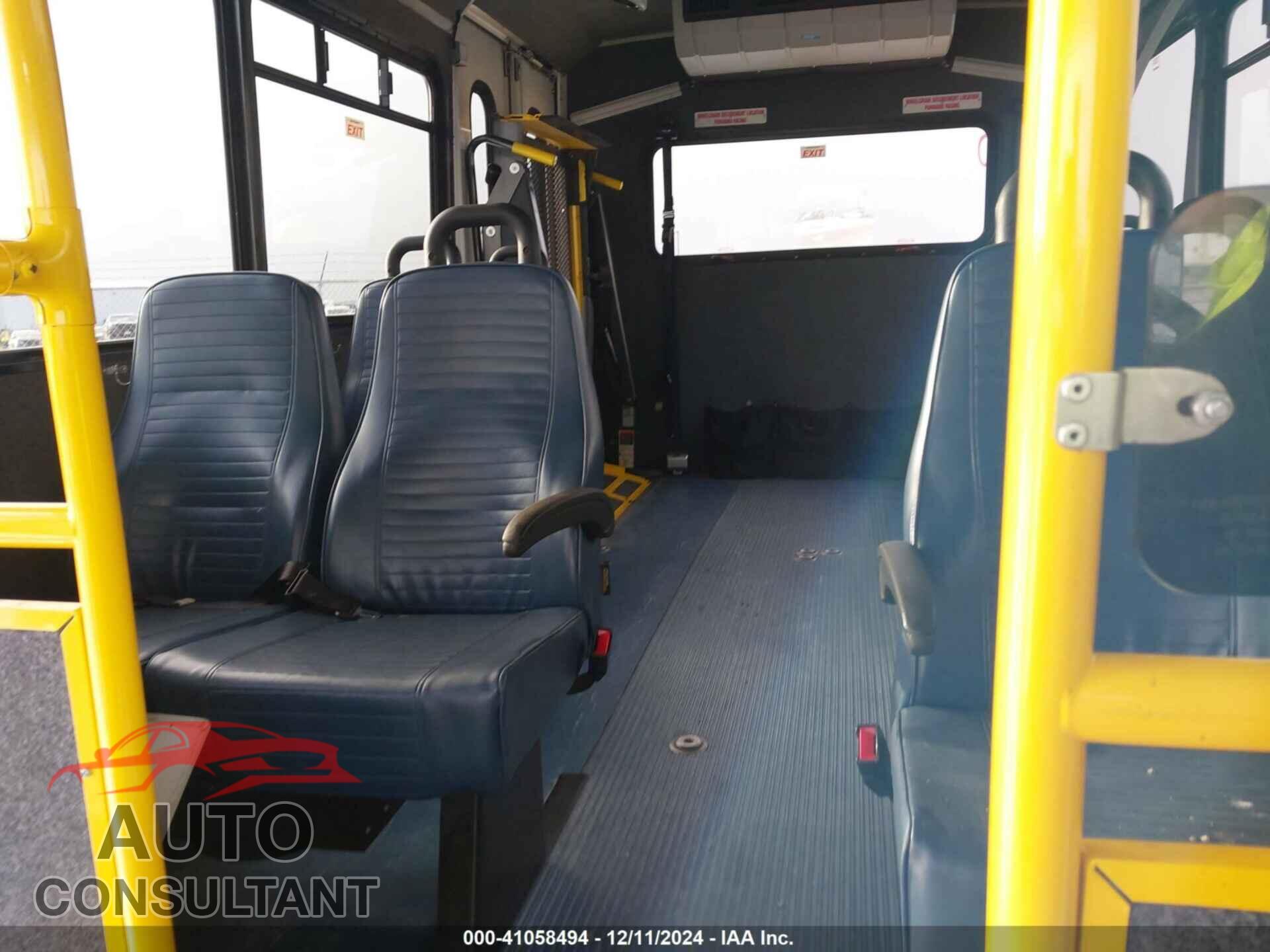 FORD E-450 CUTAWAY 2017 - 1FDFE4FS6HDC36986