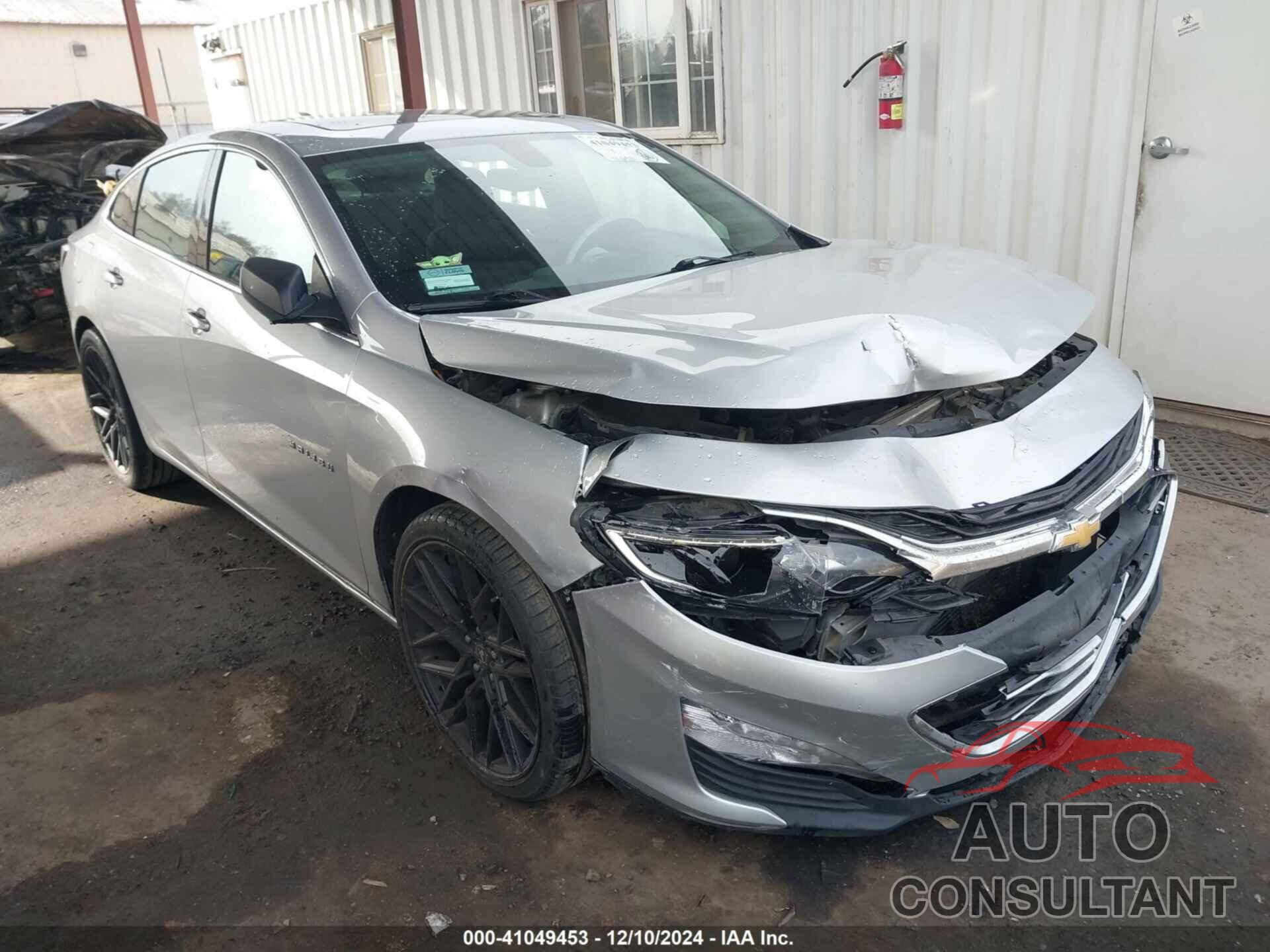 CHEVROLET MALIBU 2020 - 1G1ZD5ST5LF013496