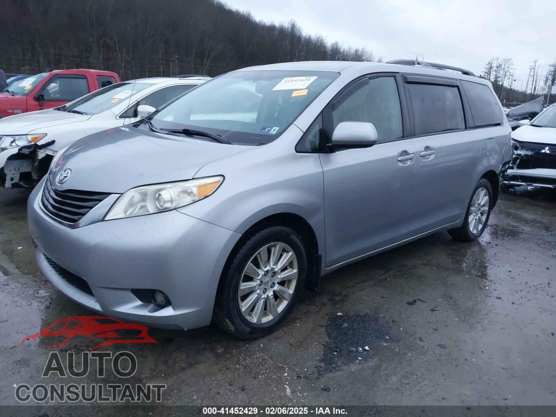 TOYOTA SIENNA 2012 - 5TDJK3DC2CS048282