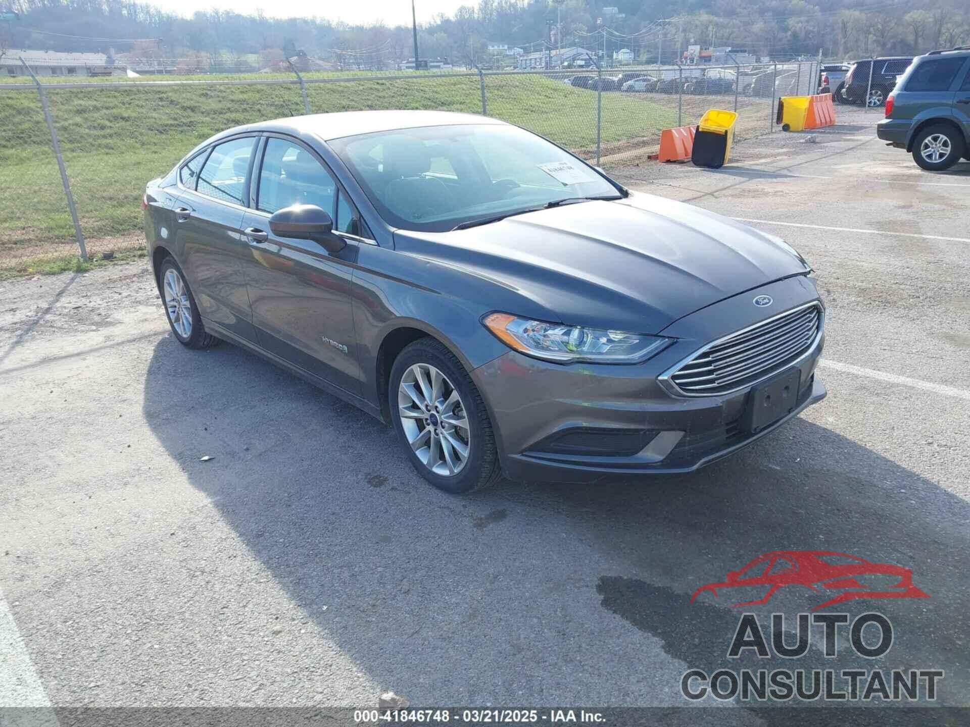 FORD FUSION HYBRID 2017 - 3FA6P0UU4HR228832