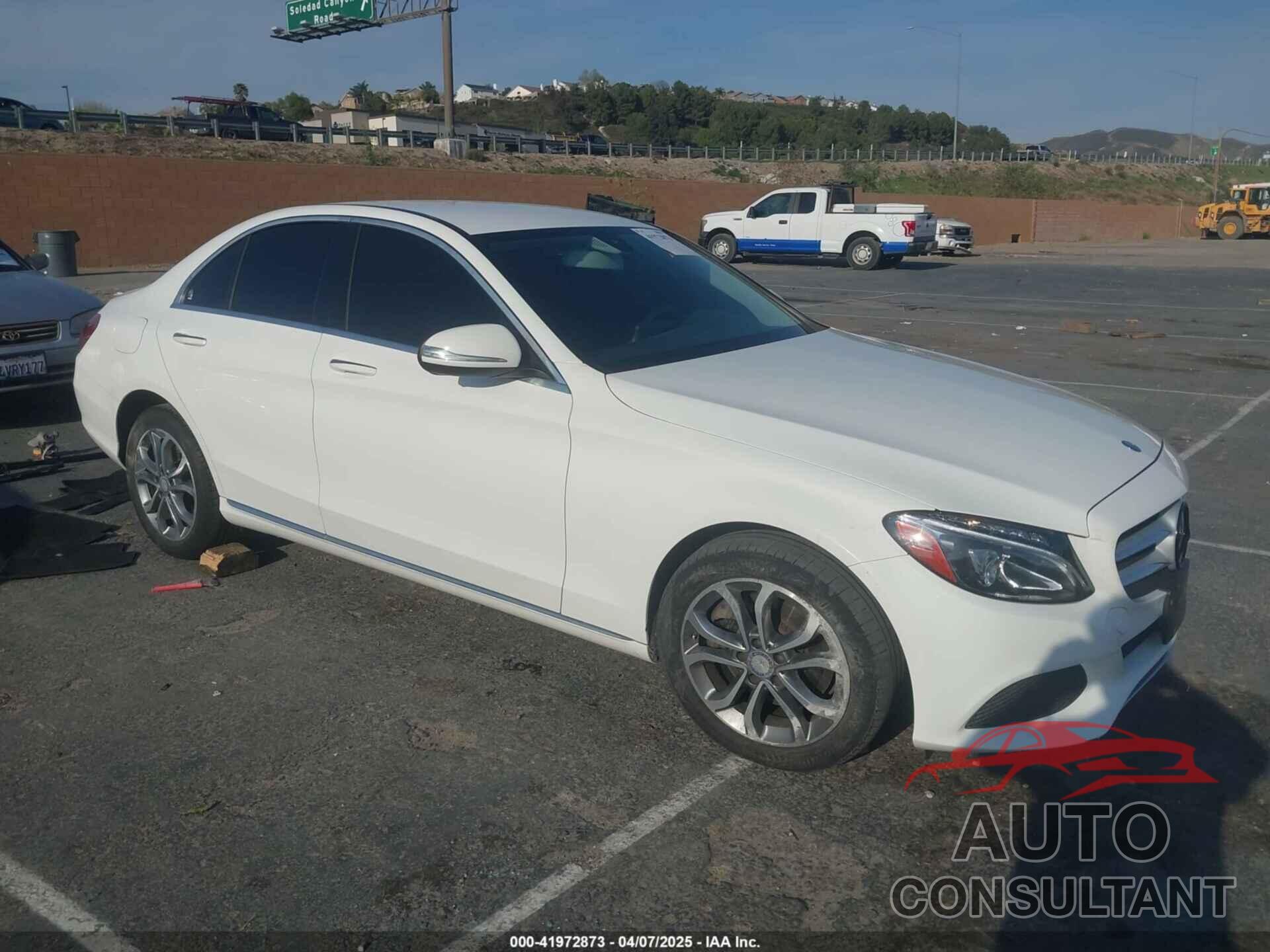 MERCEDES-BENZ C 300 2015 - 55SWF4KB5FU003886