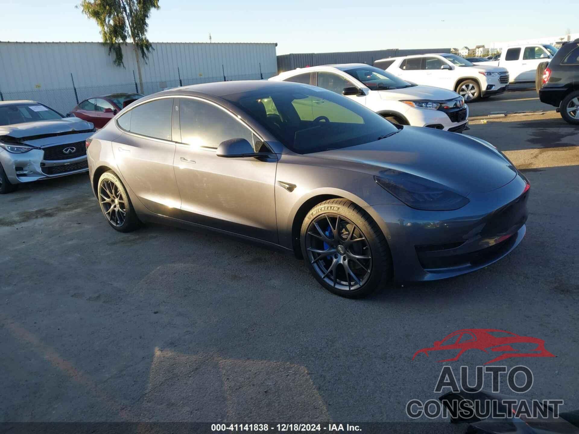 TESLA MODEL 3 2019 - 5YJ3E1EB9KF191825