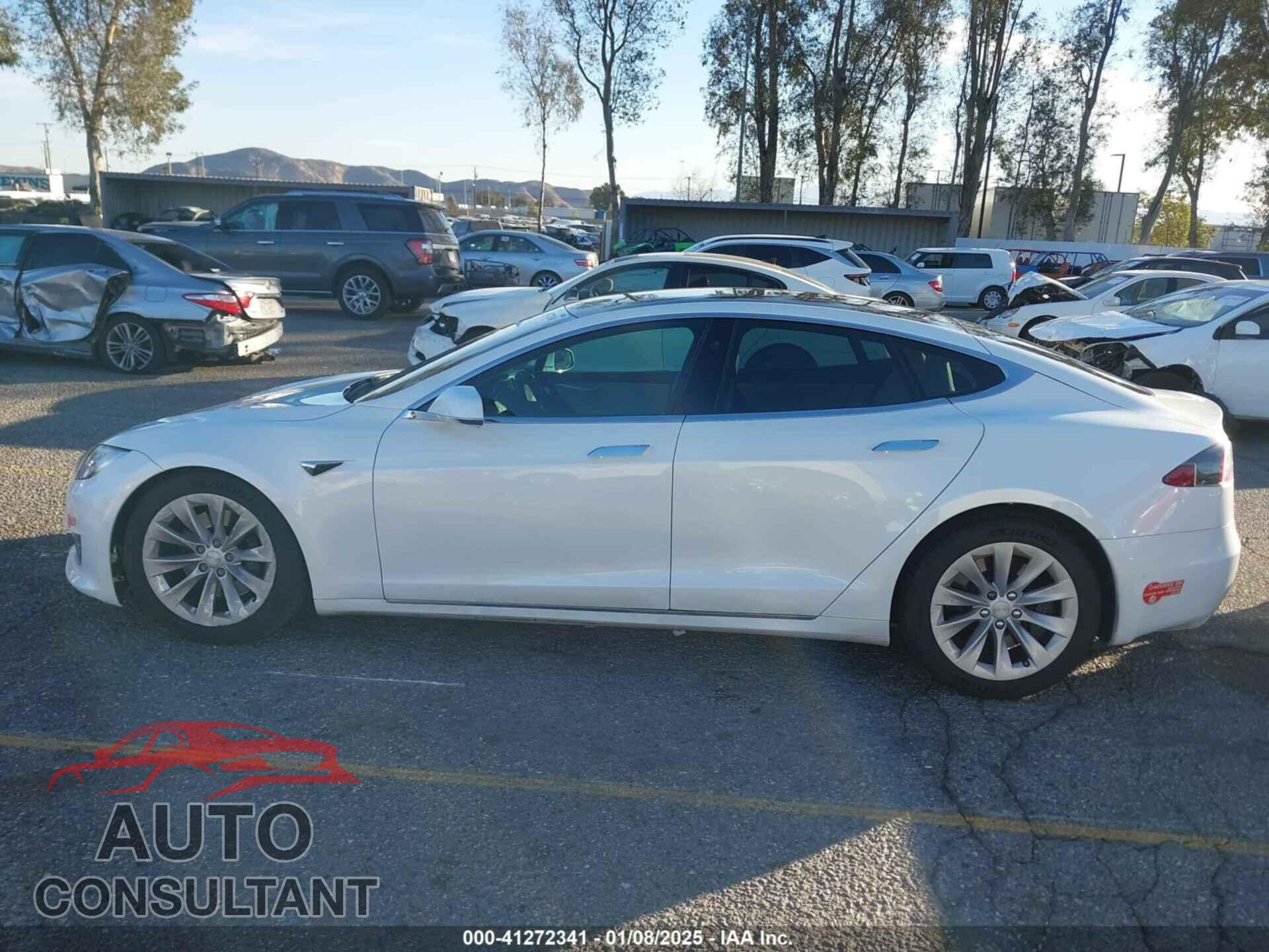 TESLA MODEL S 2017 - 5YJSA1E23HF230019