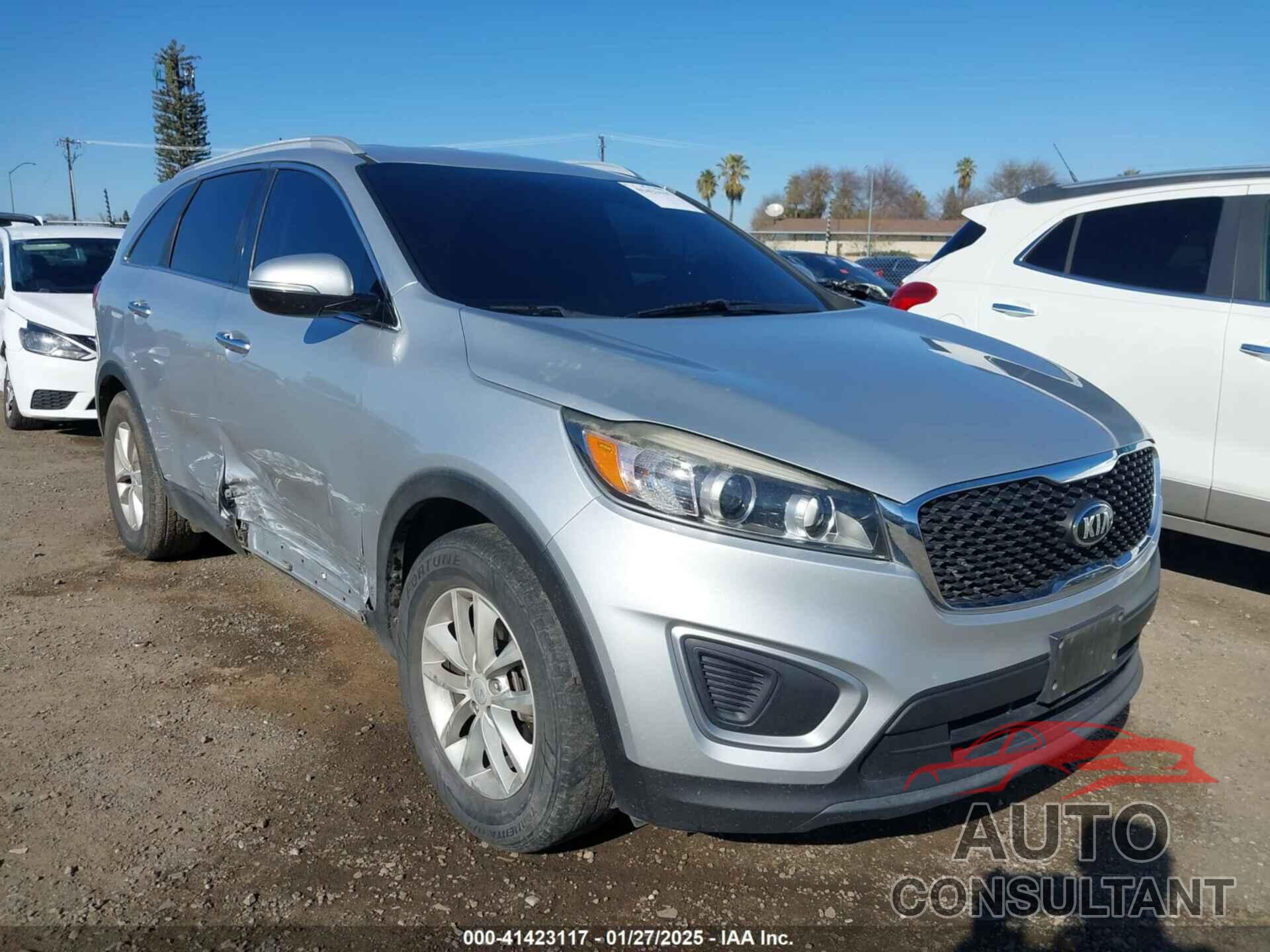 KIA SORENTO 2018 - 5XYPG4A56JG347792