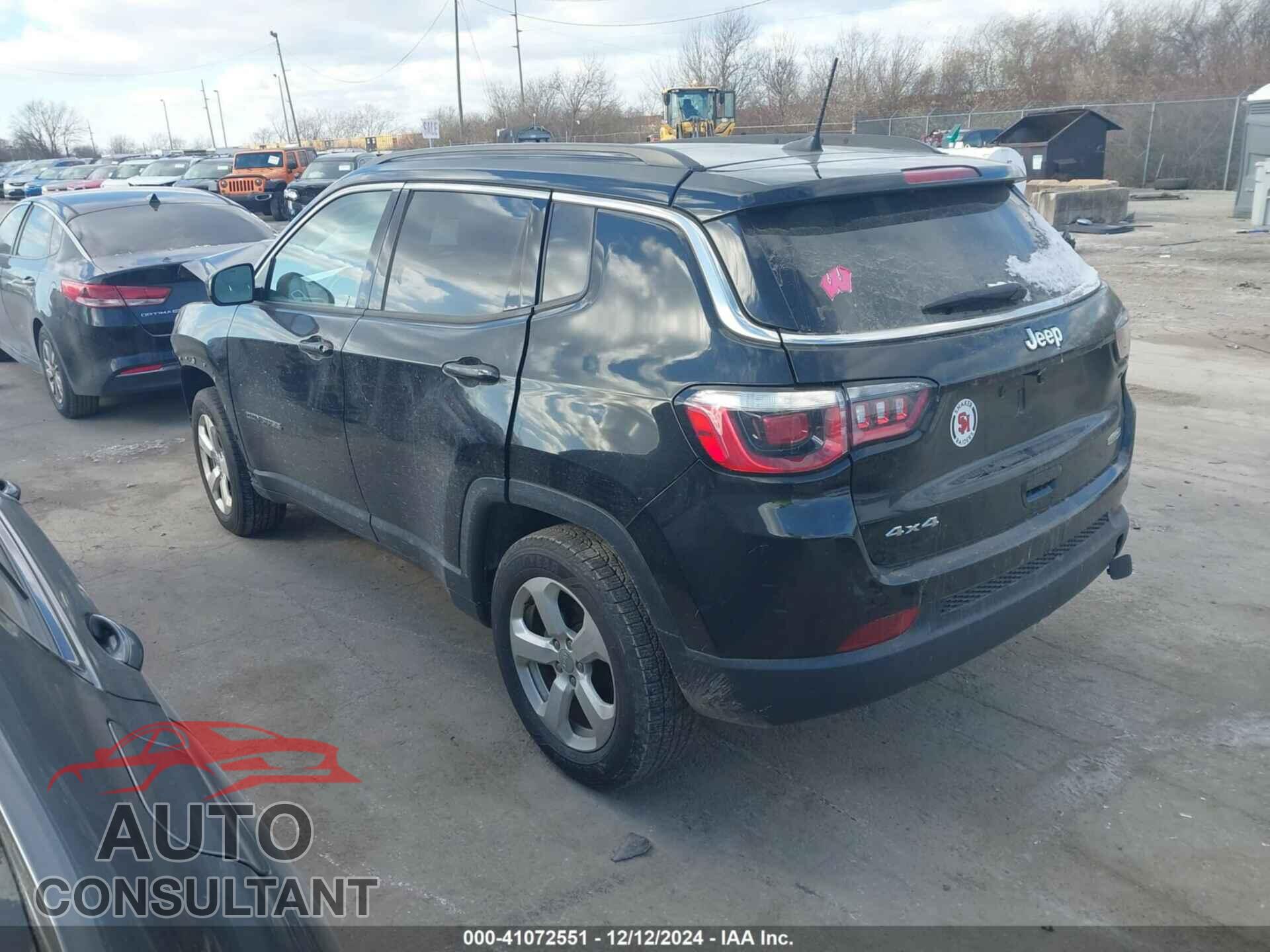 JEEP COMPASS 2018 - 3C4NJDBB7JT336872