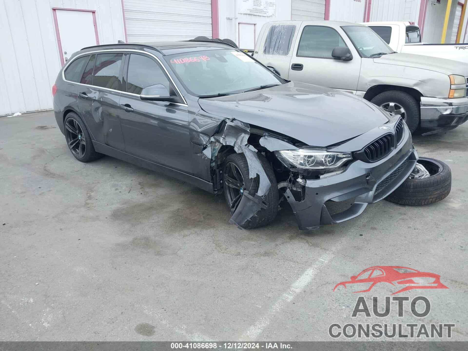 BMW 328I 2016 - WBA8G5C52GK752961