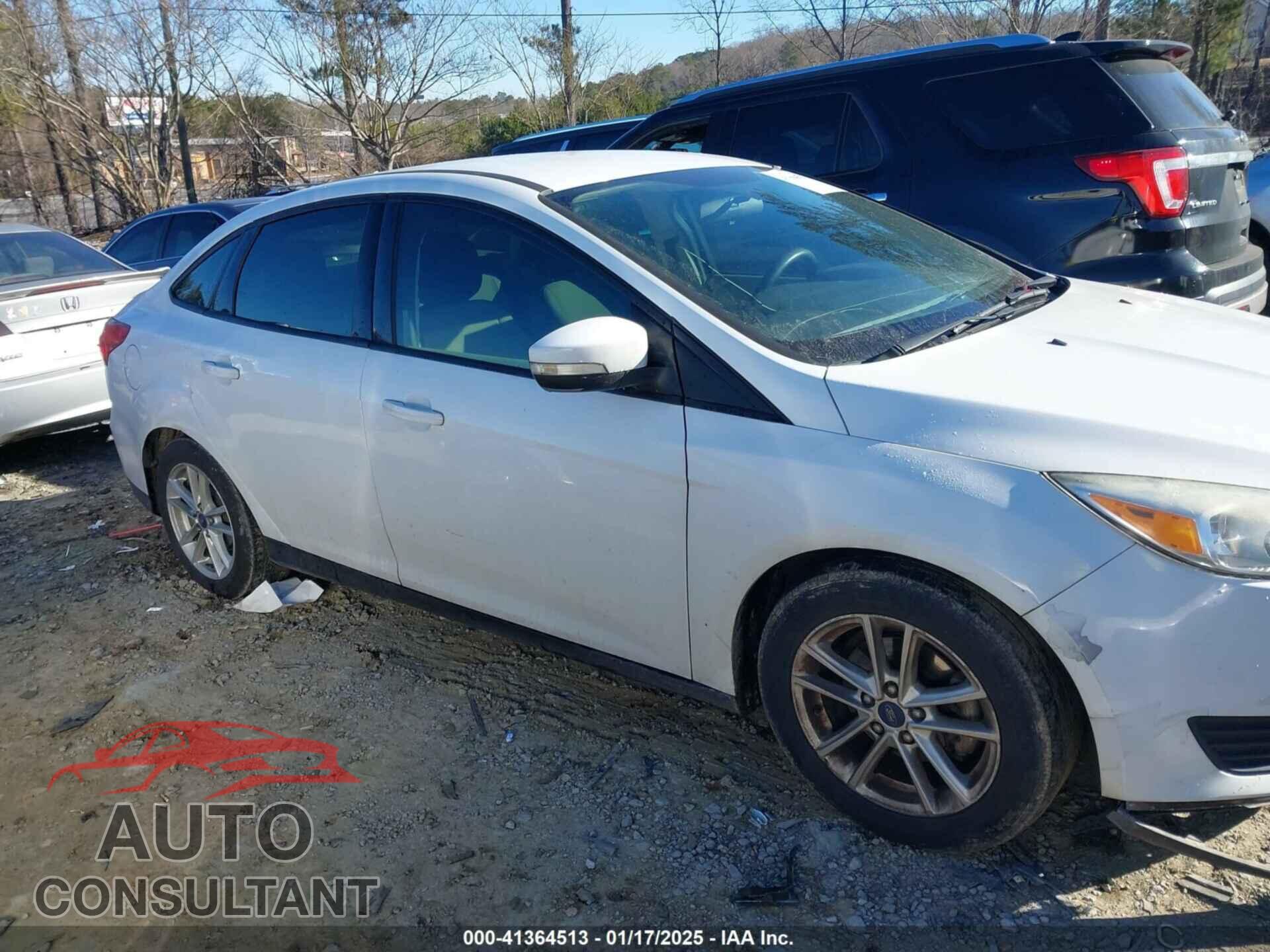 FORD FOCUS 2016 - 1FADP3F23GL371112
