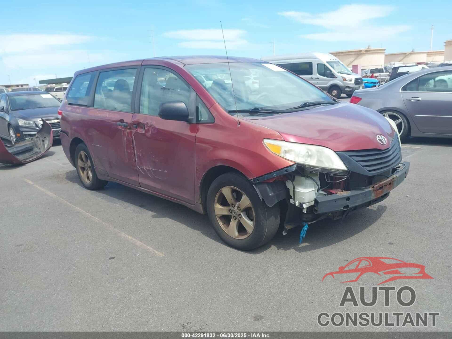 TOYOTA SIENNA 2012 - 5TDZK3DC5CS195229