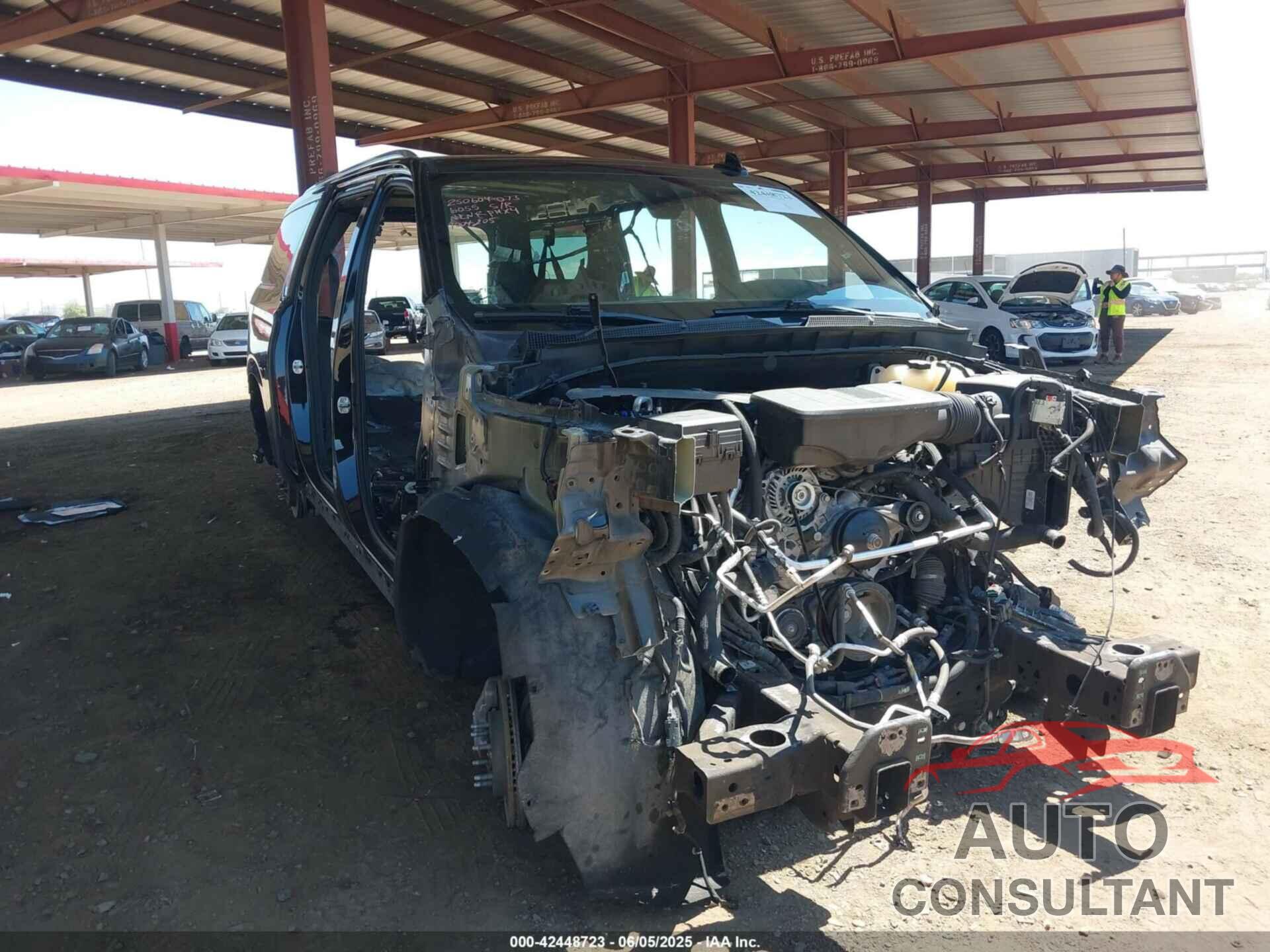 CHEVROLET SUBURBAN 2022 - 1GNSKCKD5NR246055