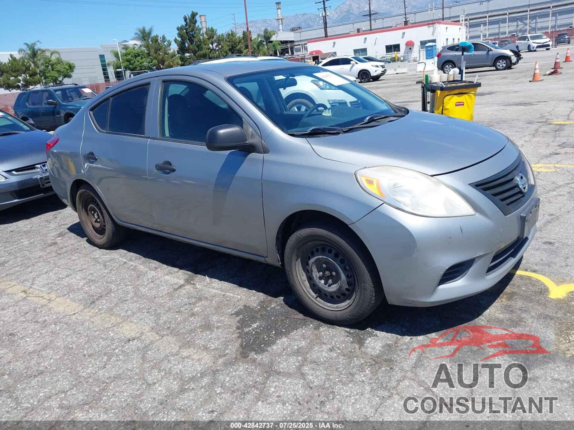 NISSAN VERSA 2014 - 3N1CN7AP7EL834721