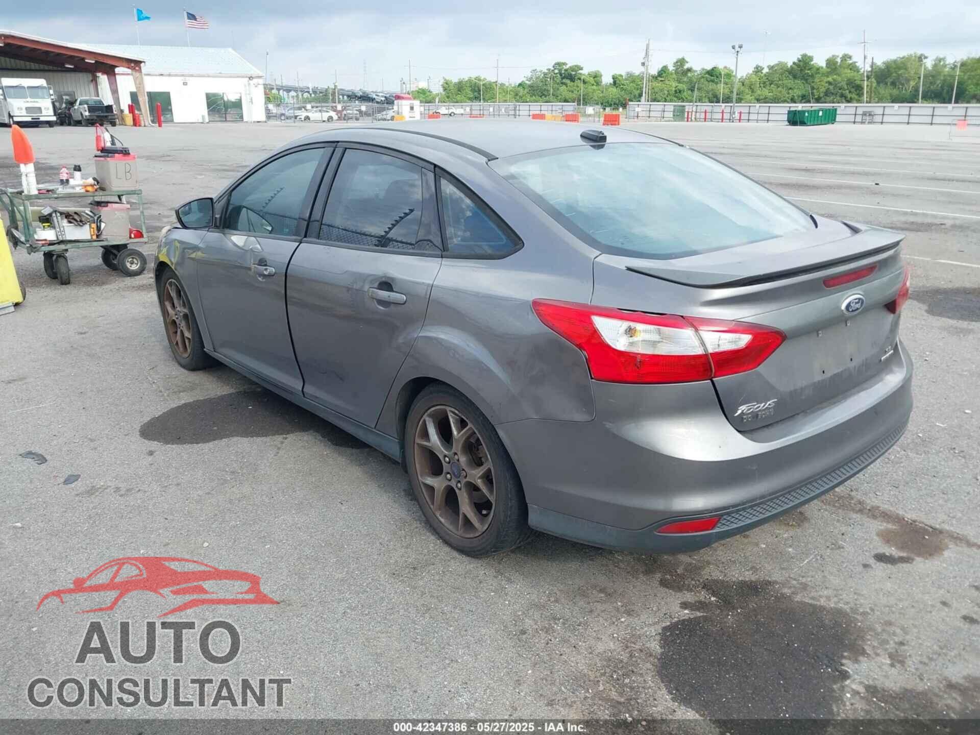 FORD FOCUS 2014 - 1FADP3F20EL227434