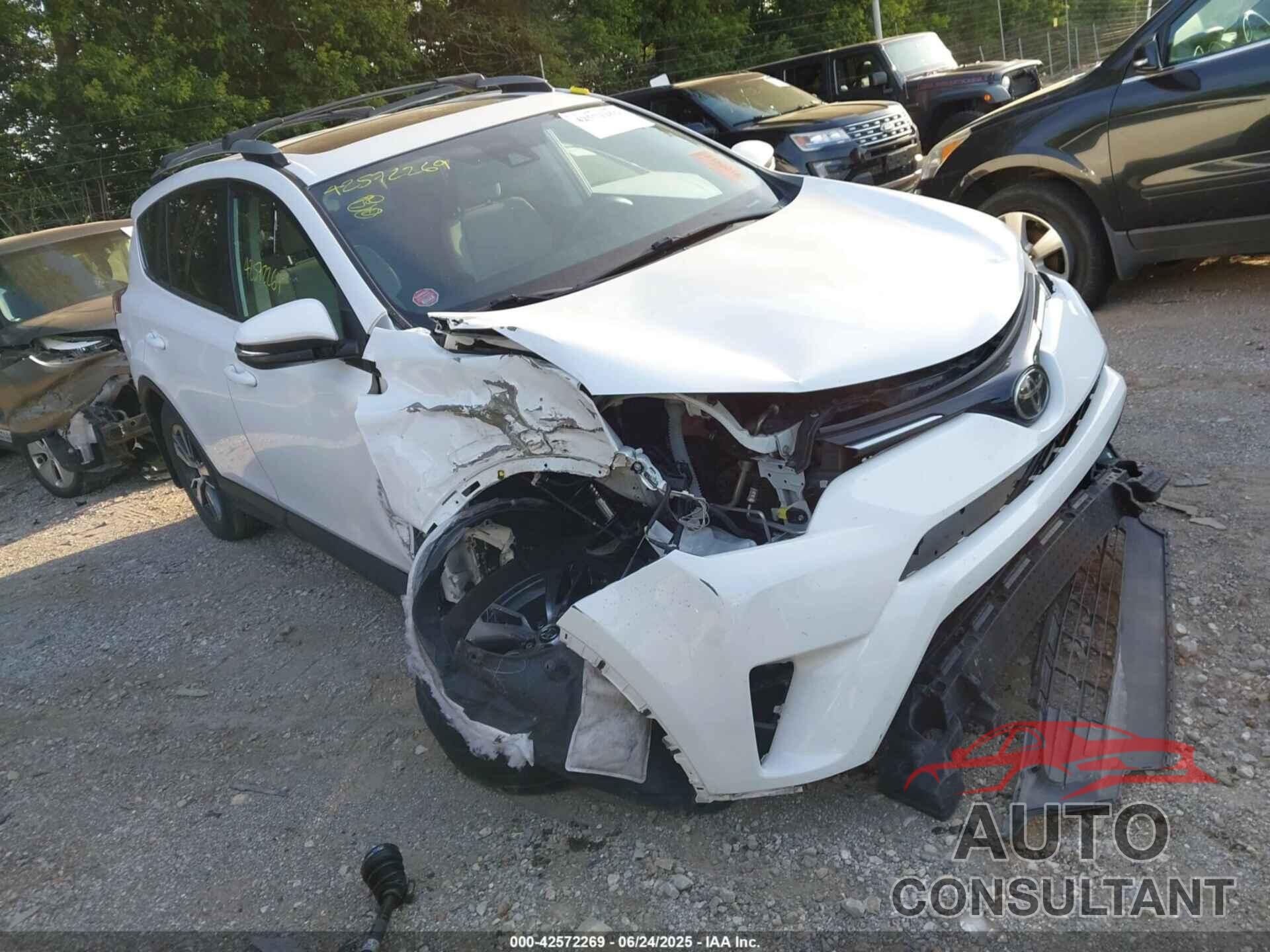 TOYOTA RAV4 2017 - 2T3RFREV2HW628406