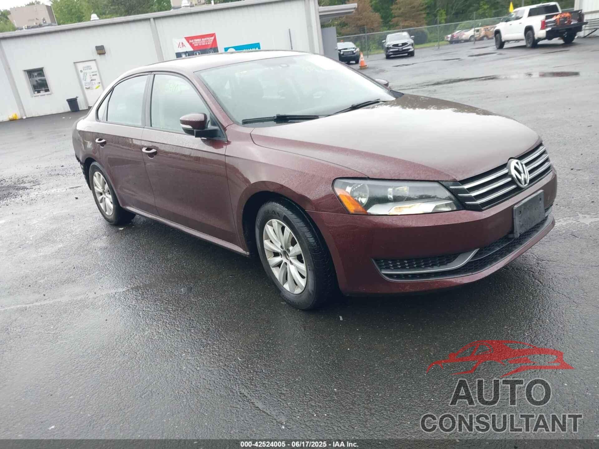 VOLKSWAGEN PASSAT 2013 - 1VWAP7A35DC067454