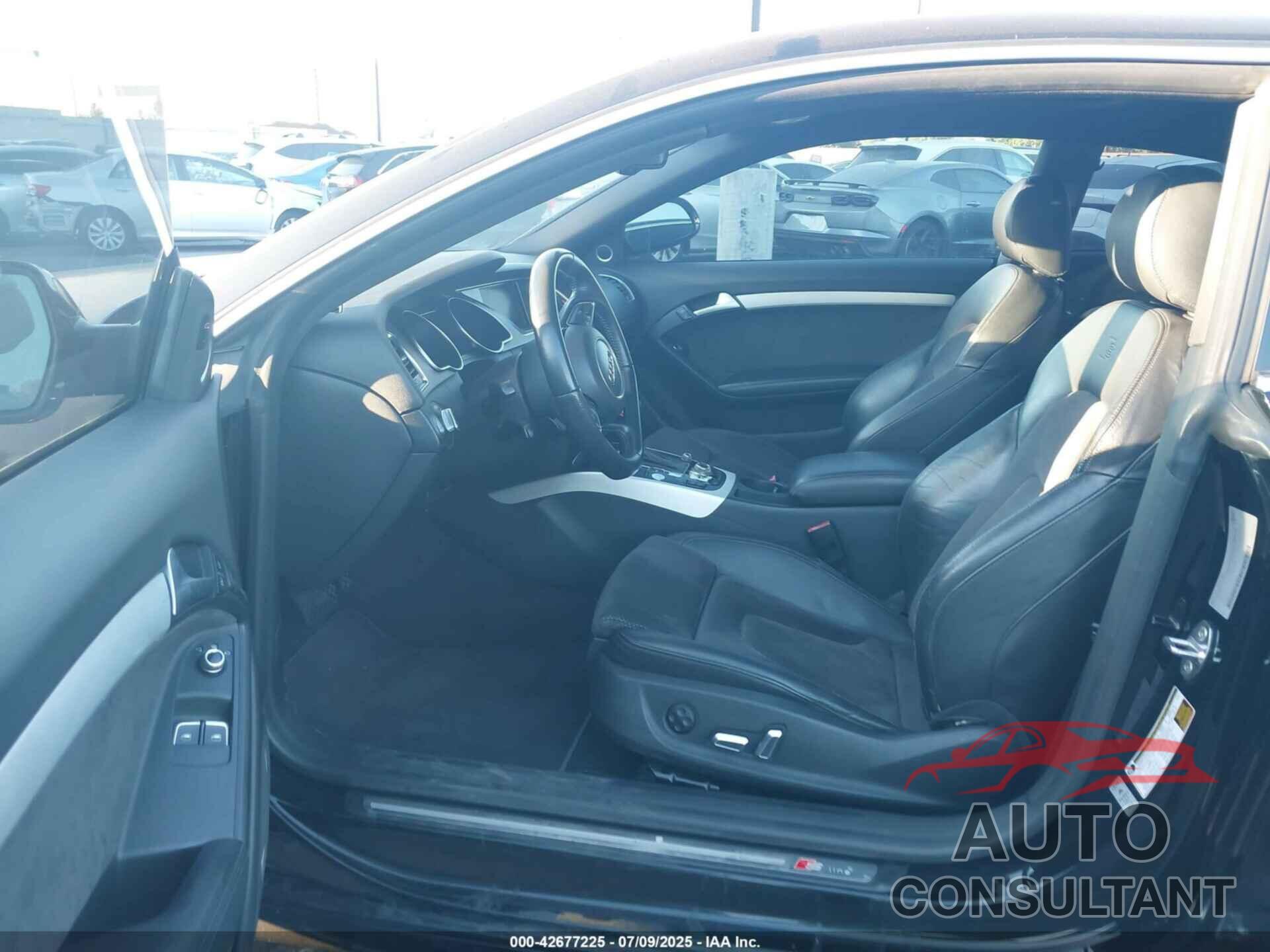 AUDI A5 2014 - WAUWFAFR1EA016453