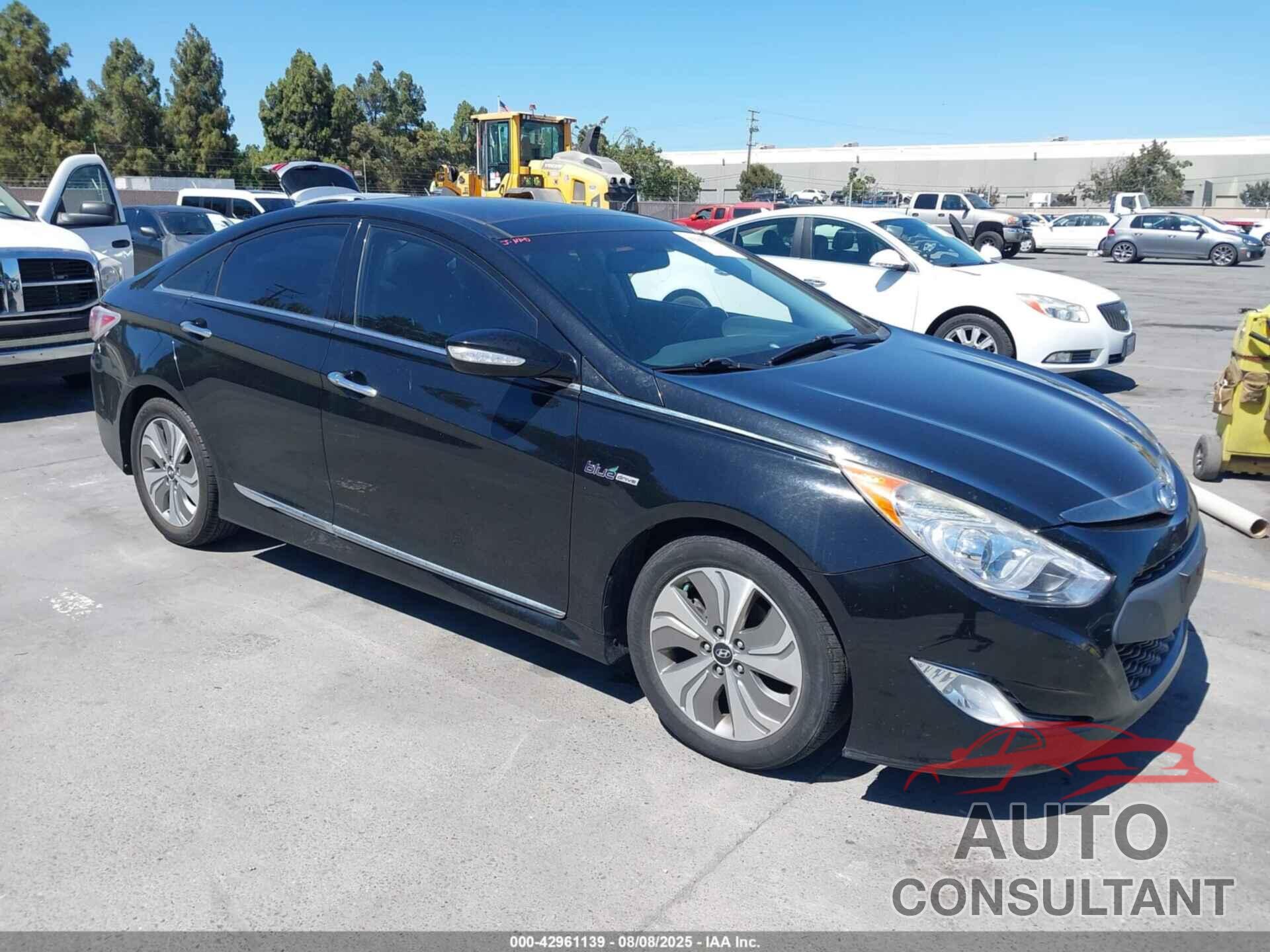 HYUNDAI SONATA HYBRID 2013 - KMHEC4A47DA050766
