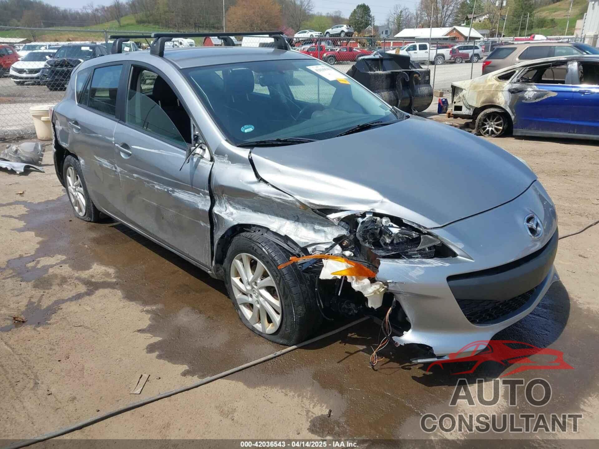 MAZDA MAZDA3 2012 - JM1BL1L85C1697090