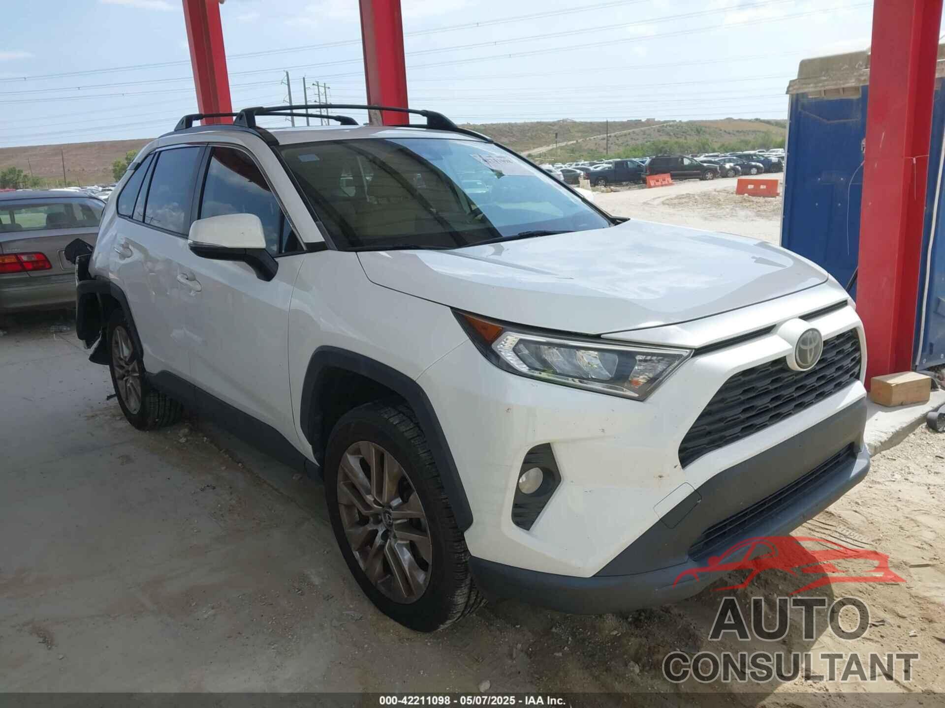 TOYOTA RAV4 2019 - JTMC1RFV2KD504756