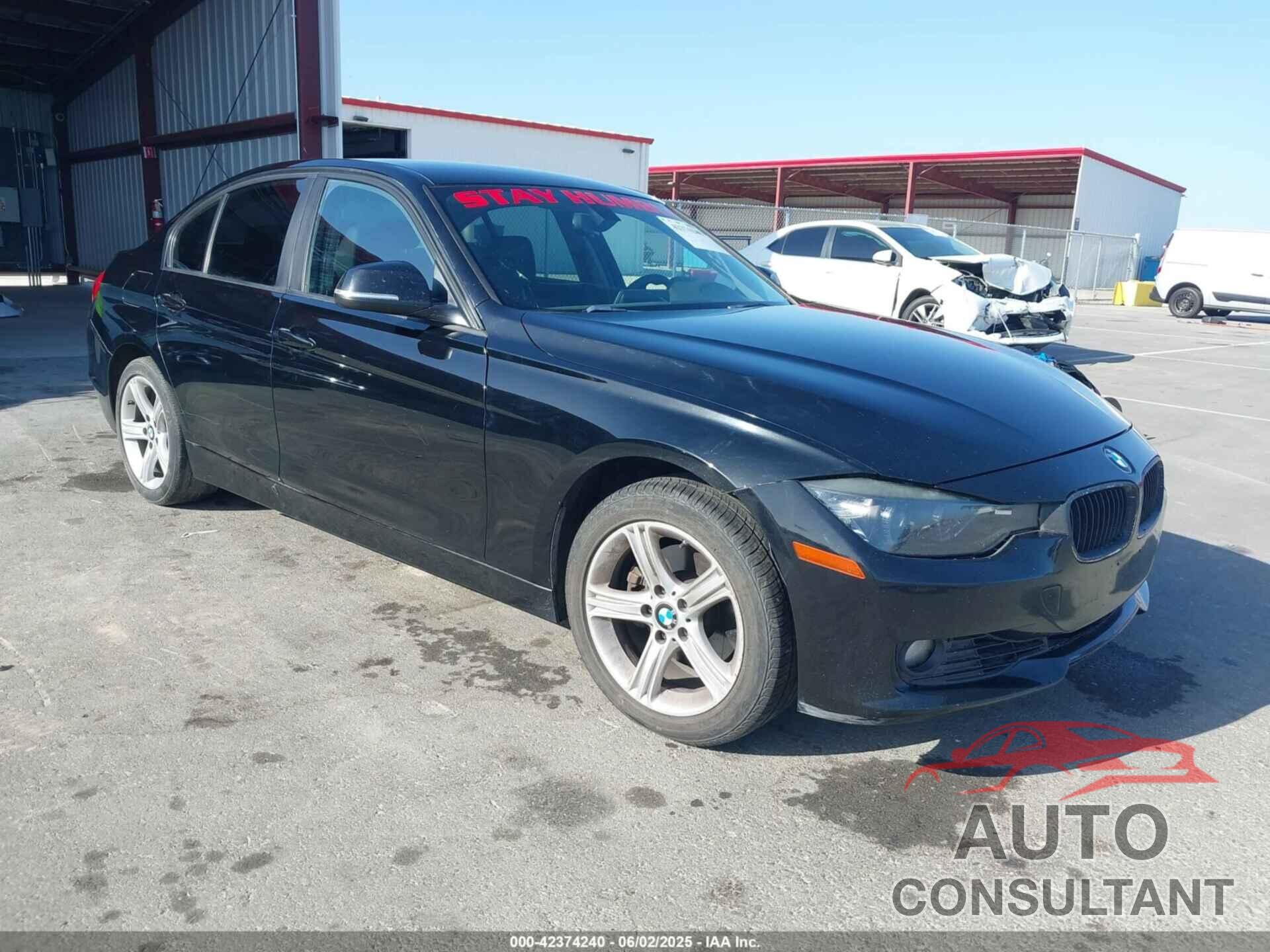 BMW 328I 2014 - WBA3A5G54ENP31921